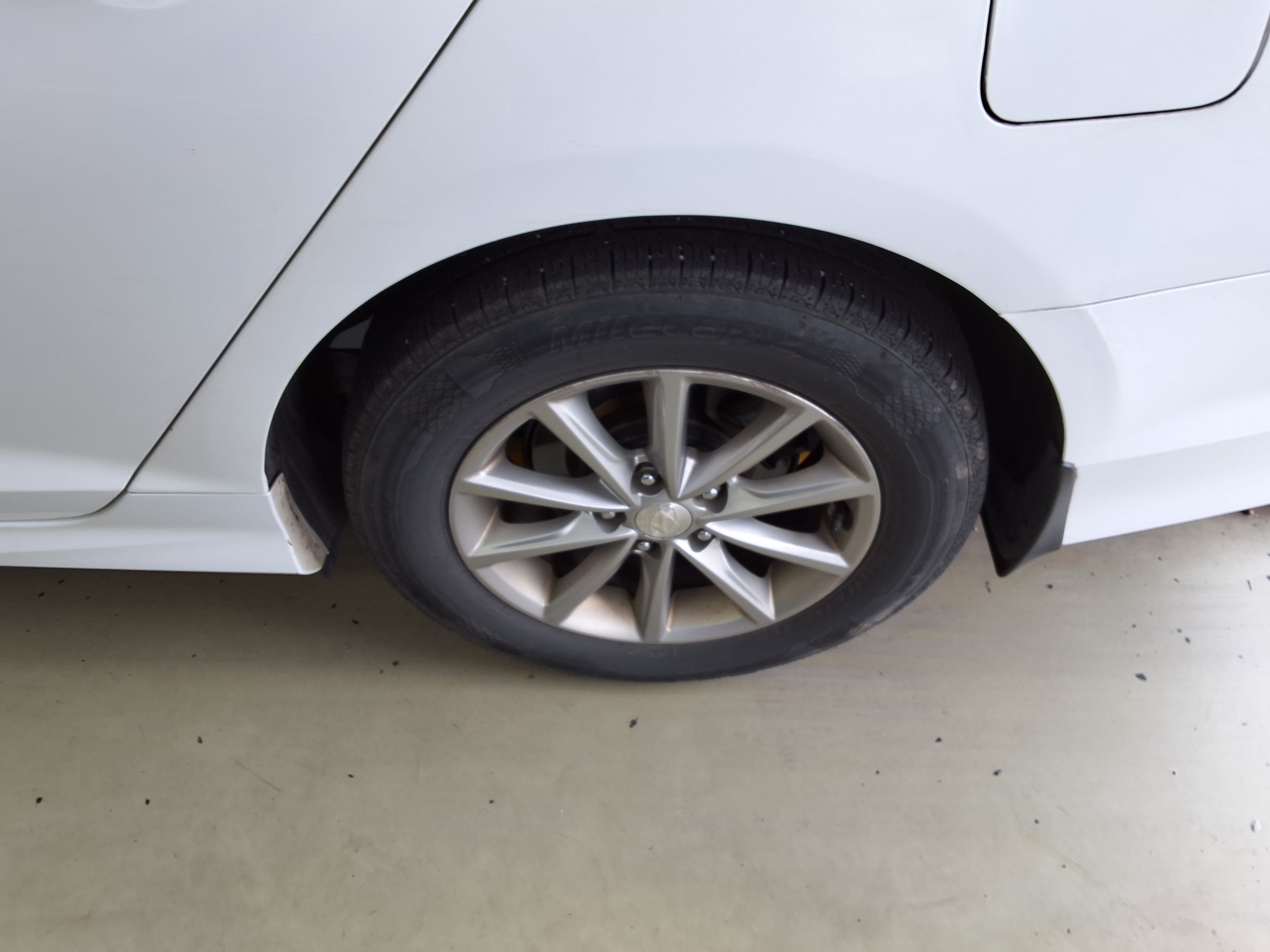 Hyundai Sonata - 18