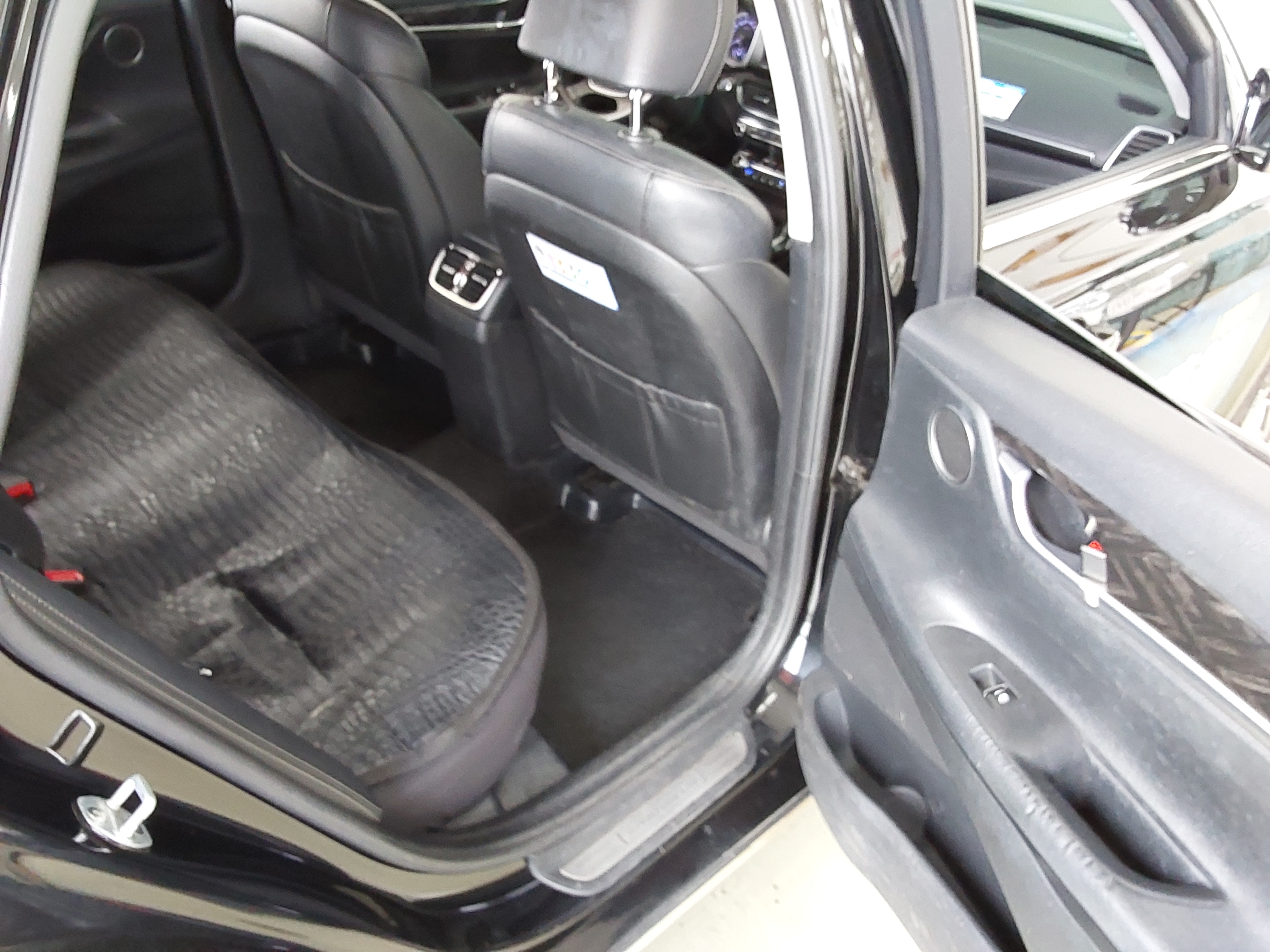 Hyundai Grandeur 2019 - Image 12