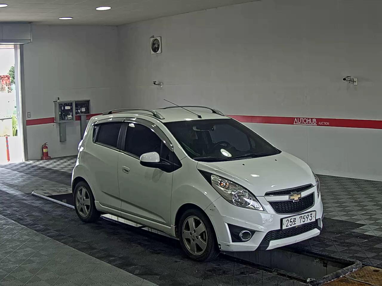 Chevrolet Spark - 2
