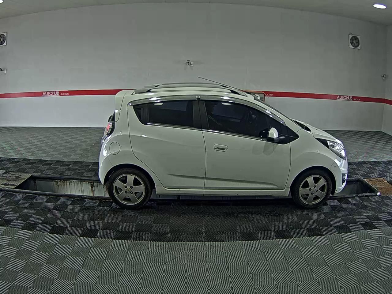 Chevrolet Spark - 3