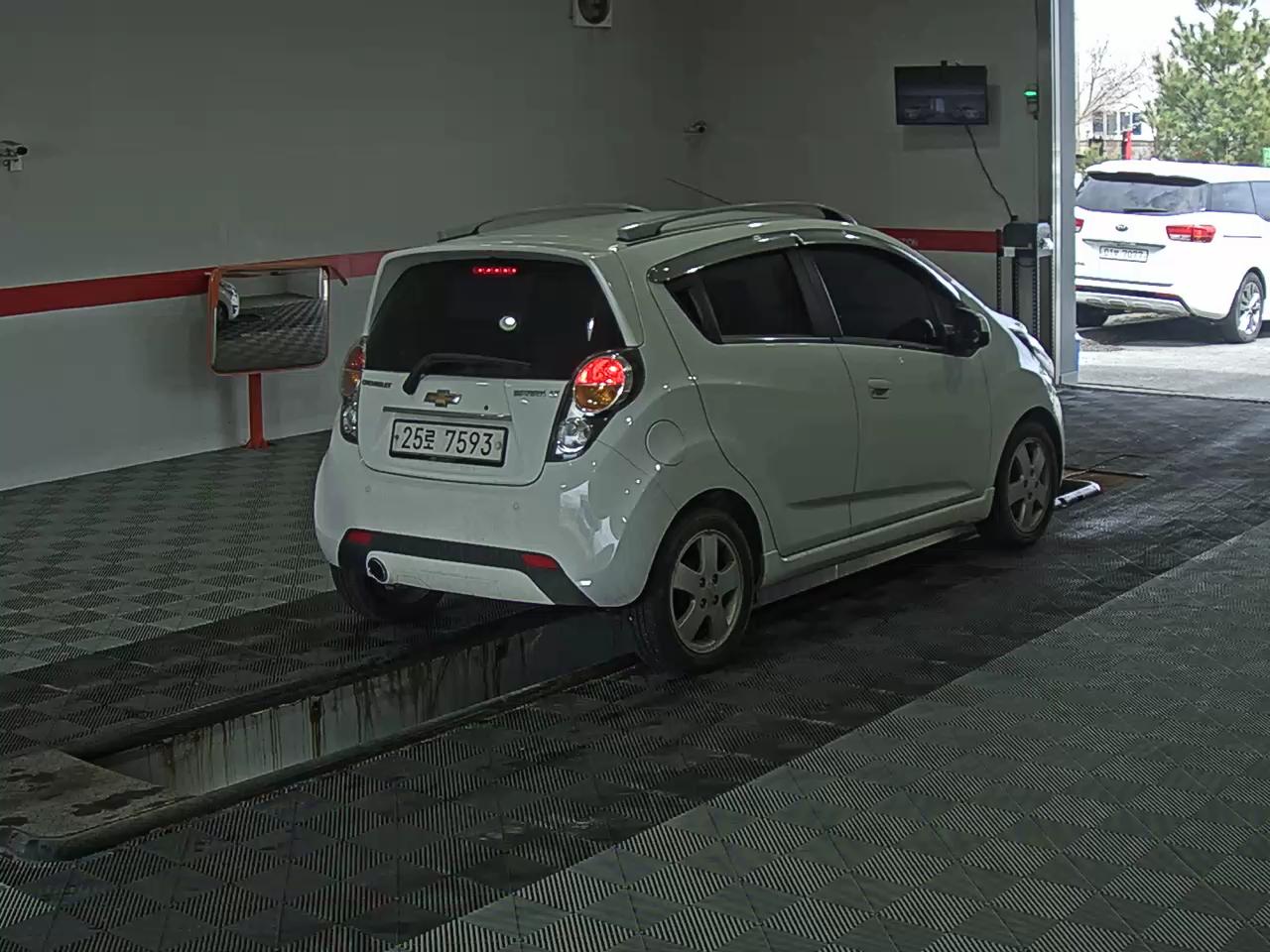 Chevrolet Spark - 4