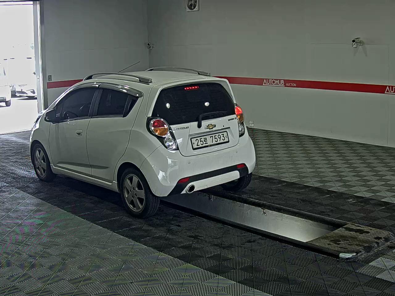 Chevrolet Spark - 5