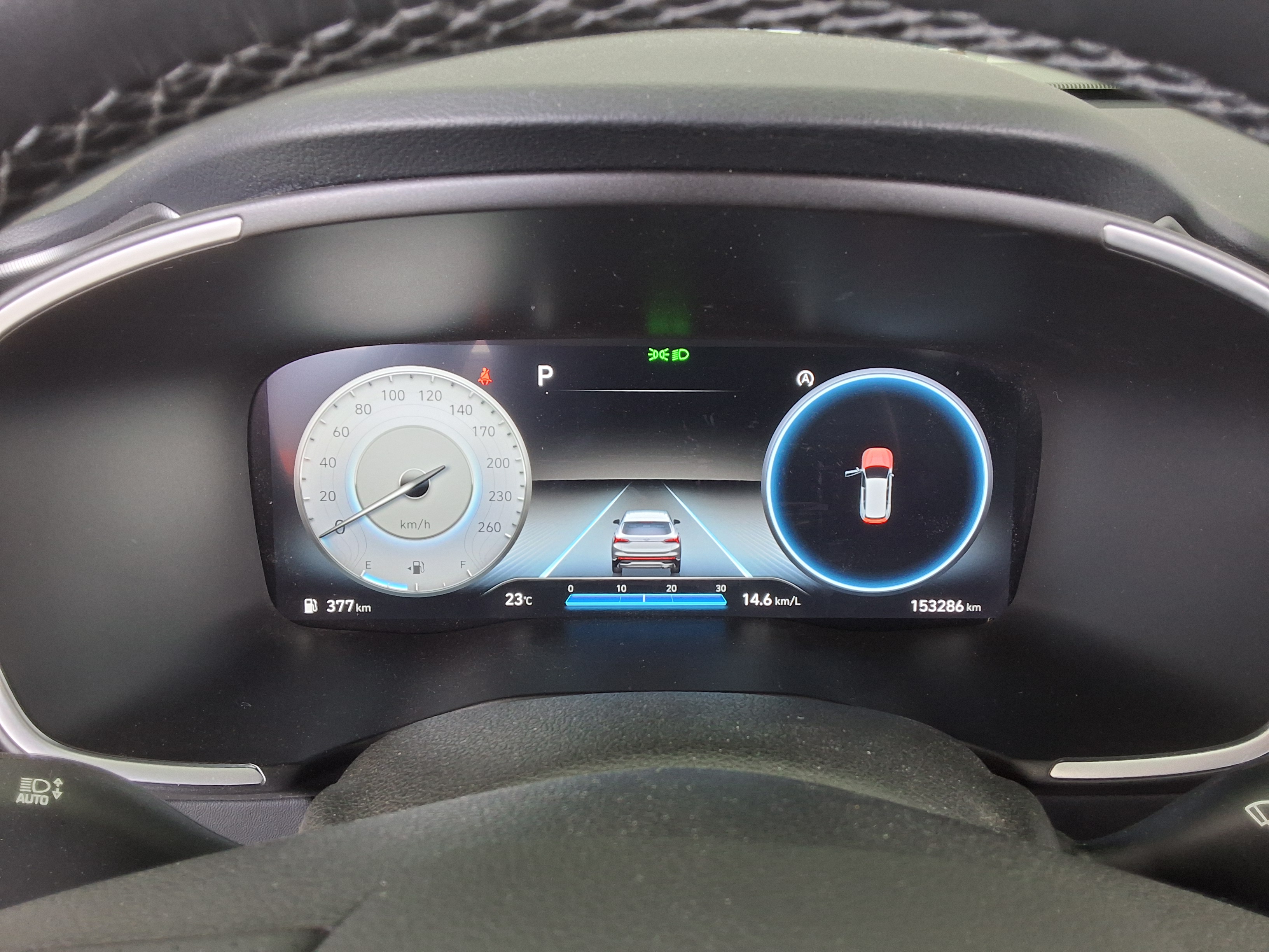 Hyundai Santa Fe 2021 - Image 8