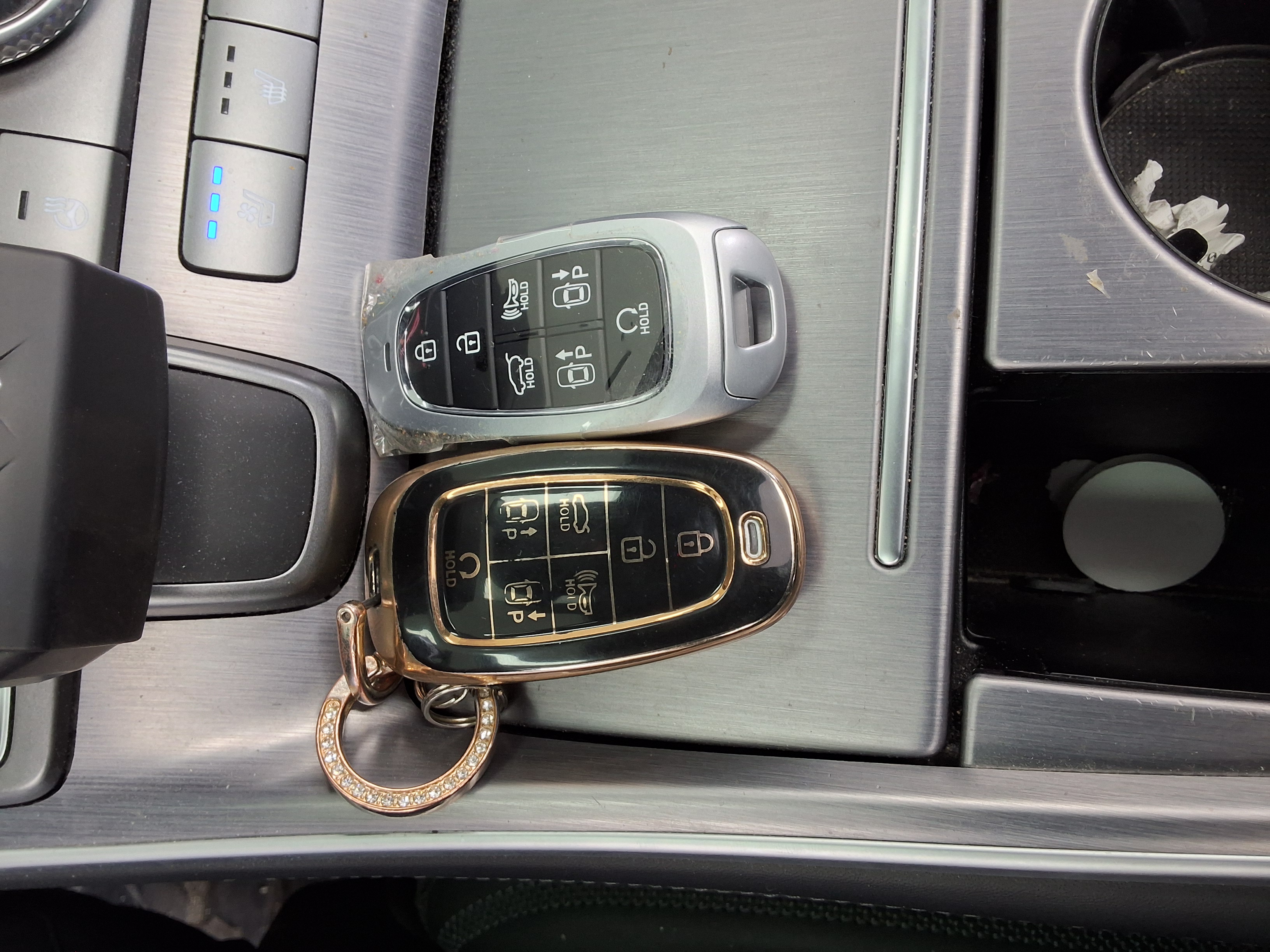 Hyundai Santa Fe 2021 - Image 19