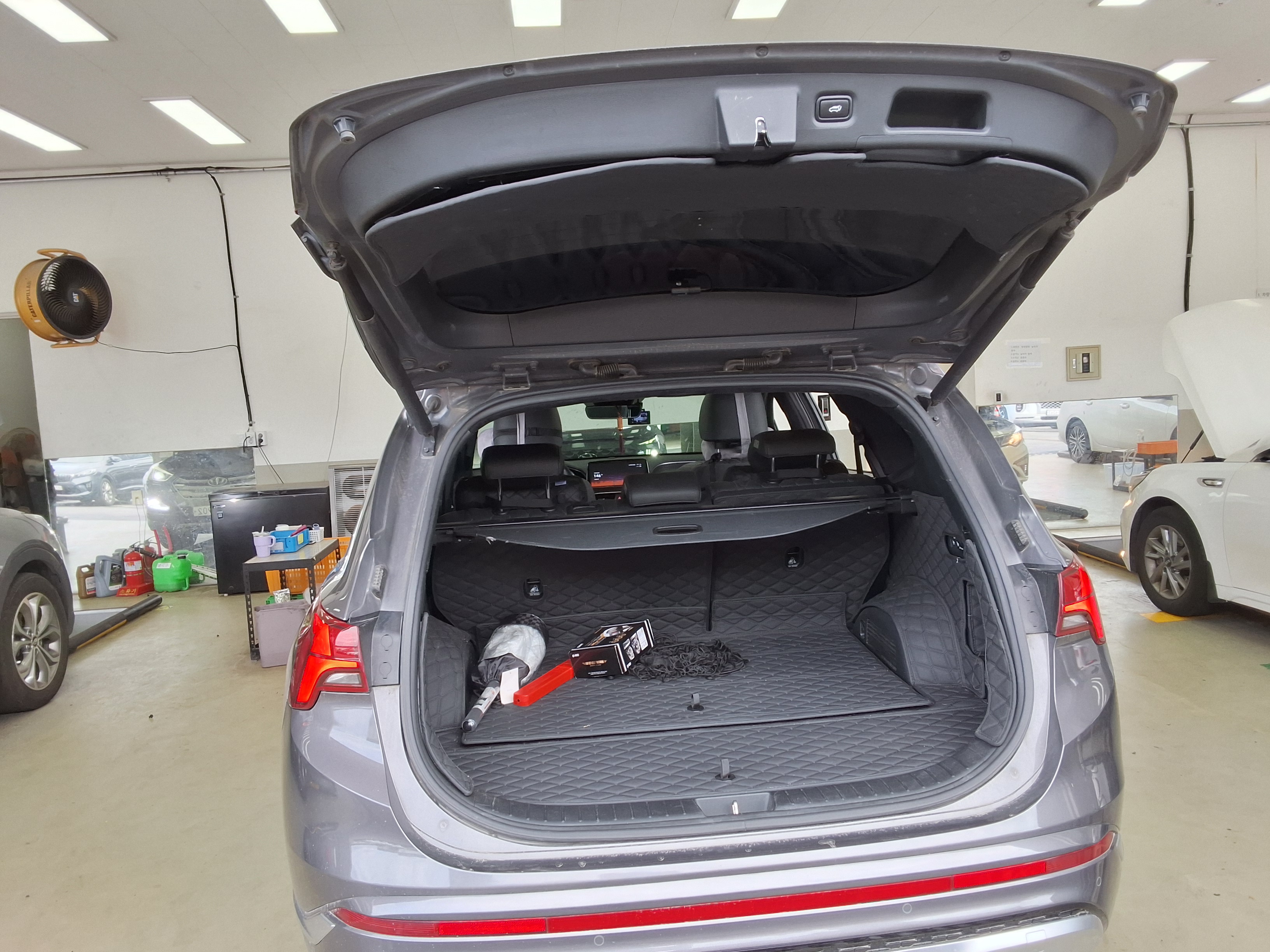 Hyundai Santa Fe 2021 - Image 14