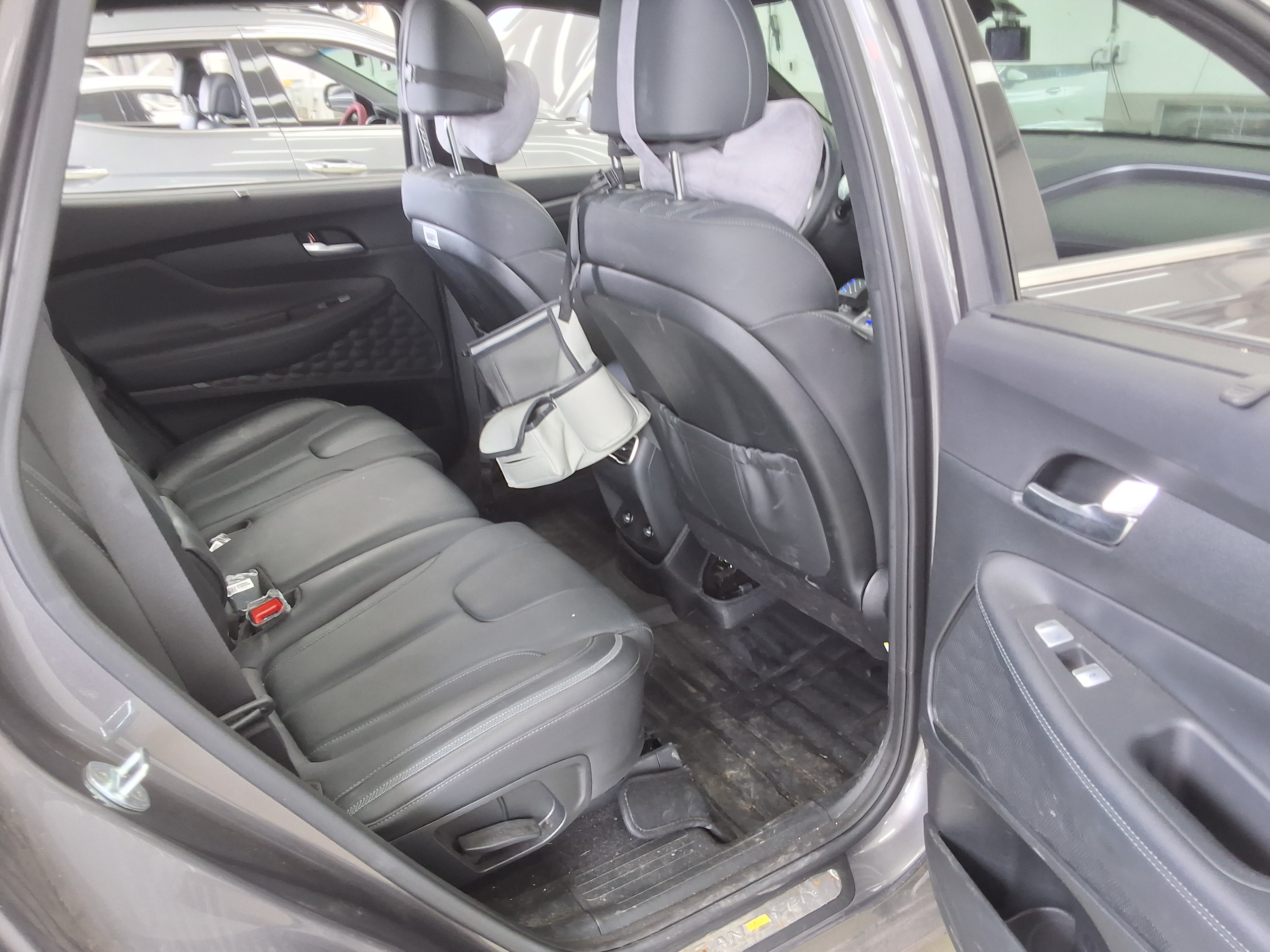 Hyundai Santa Fe 2021 - Image 12