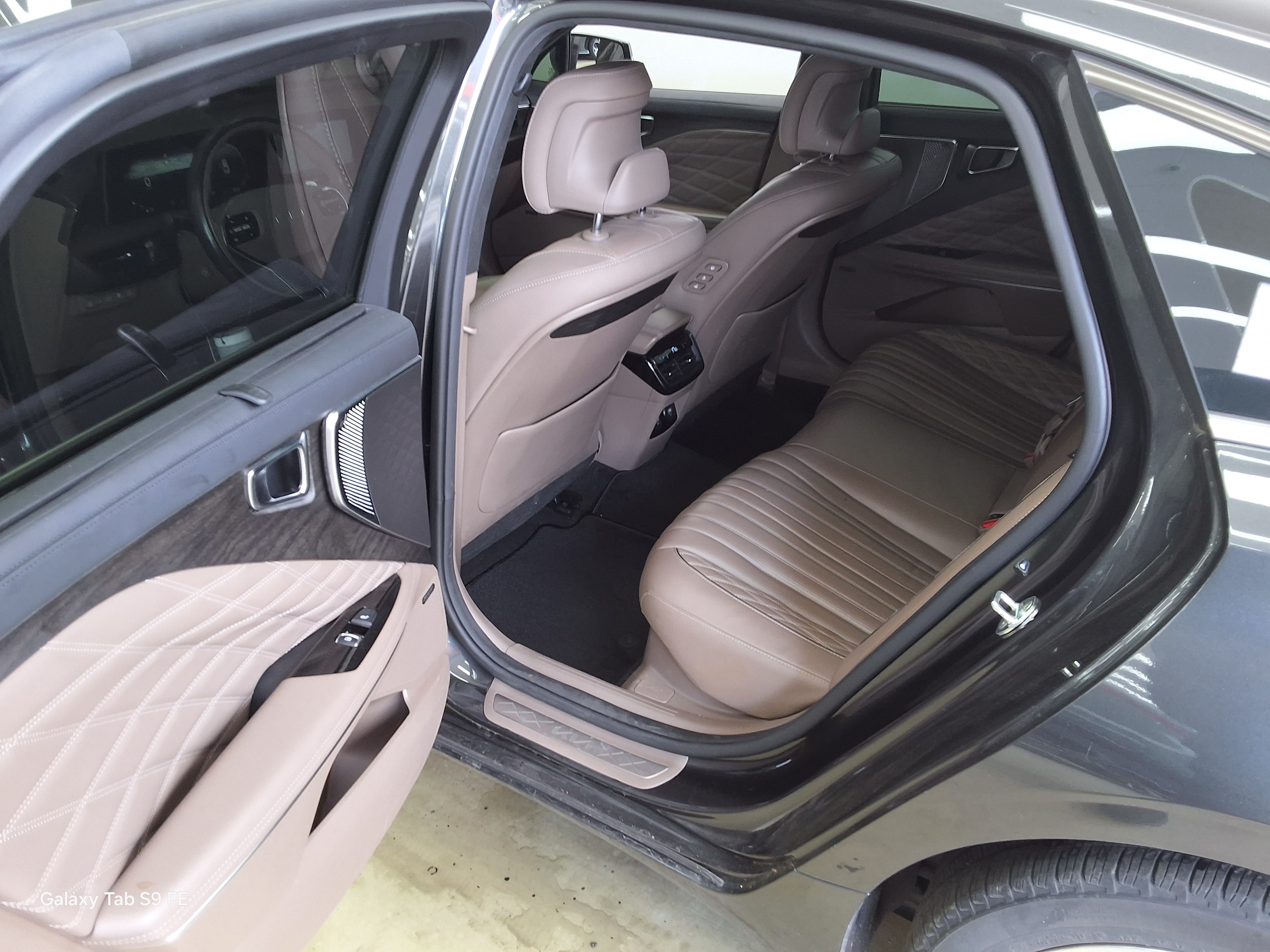 Kia K8 - 11