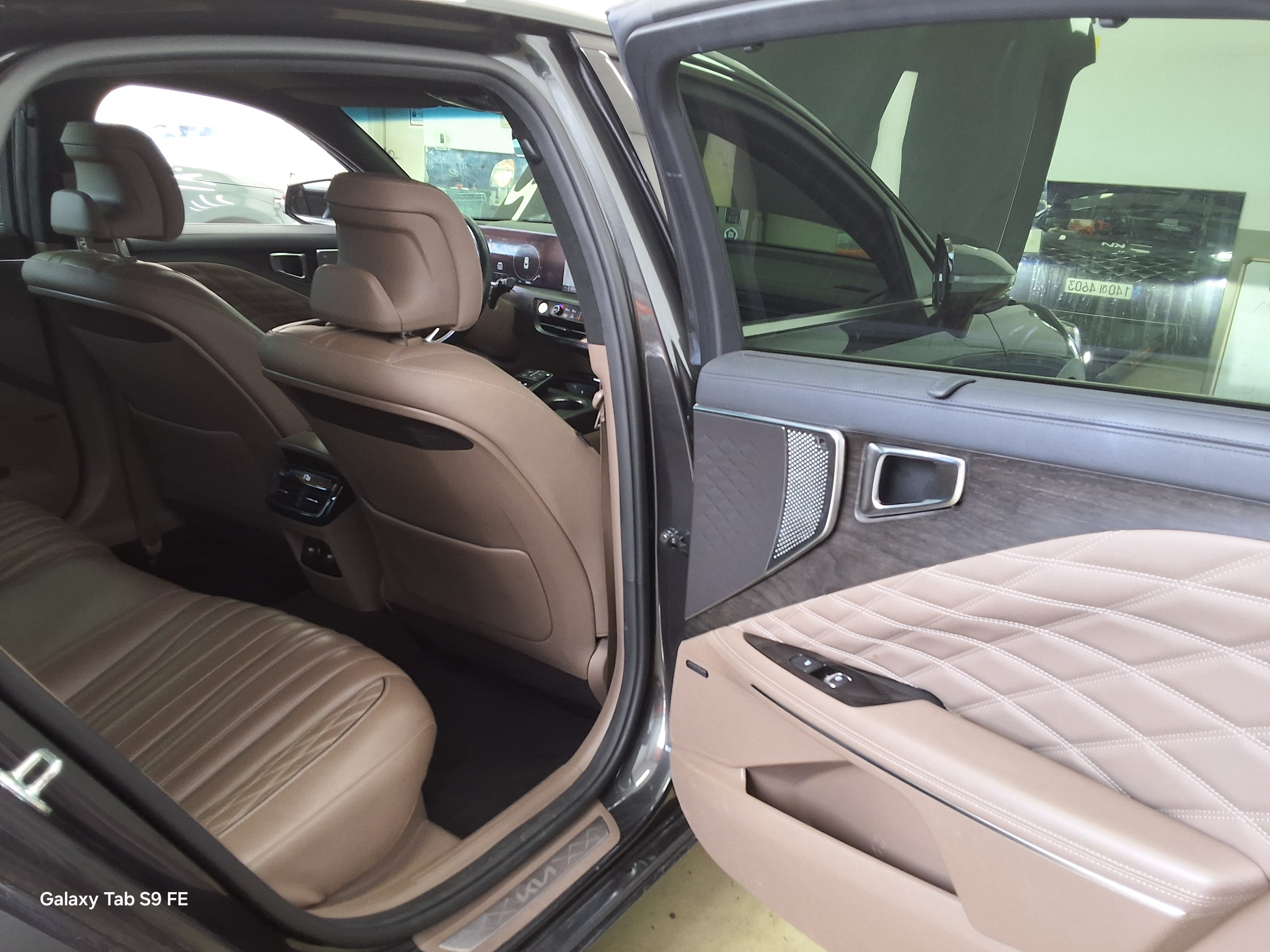 Kia K8 - 12