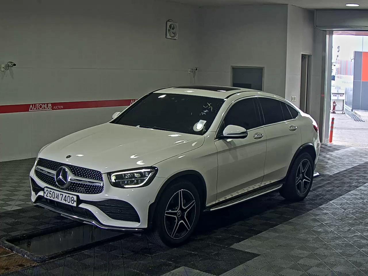 메르세데스-벤츠 GLC