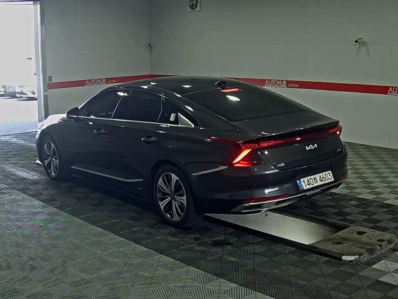 Kia K8 - 5