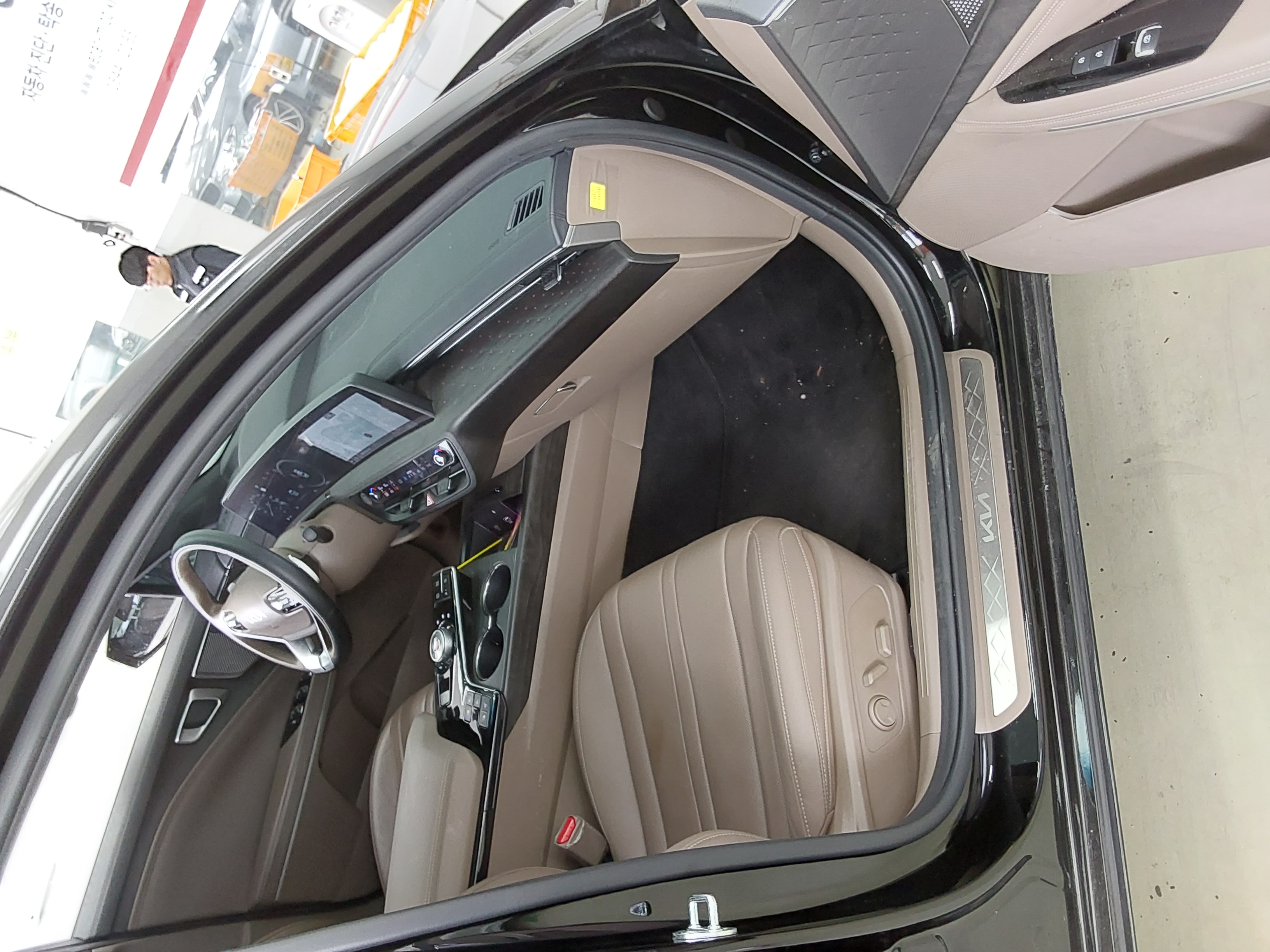 Kia K8 2024 - Image 13