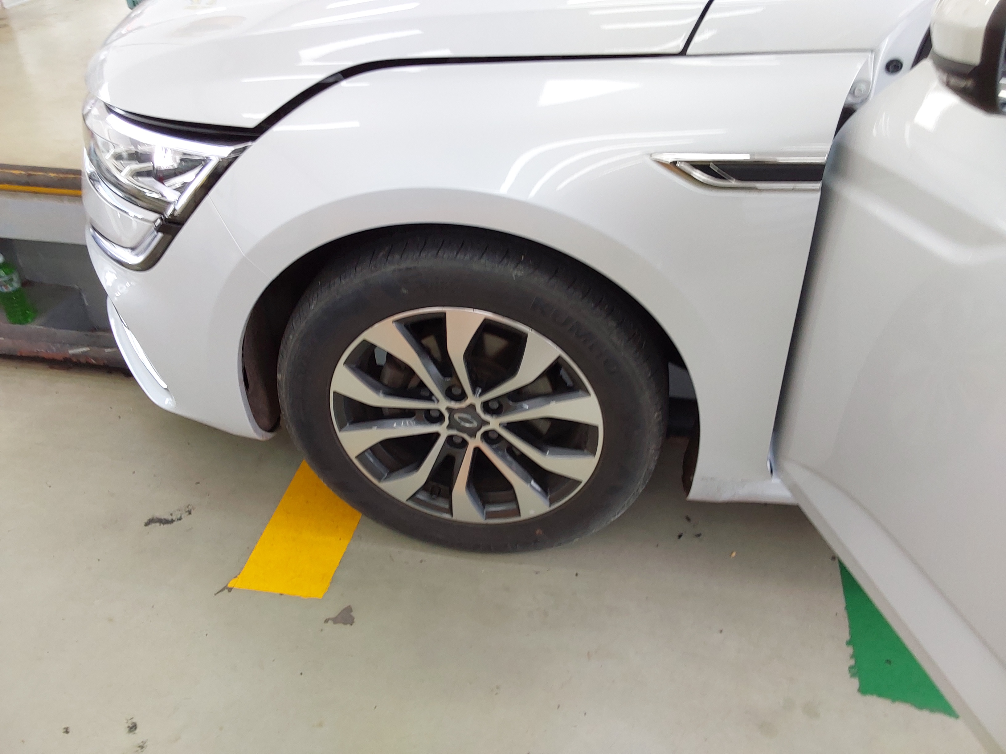 Renault Samsung SM6 2023 - Image 19