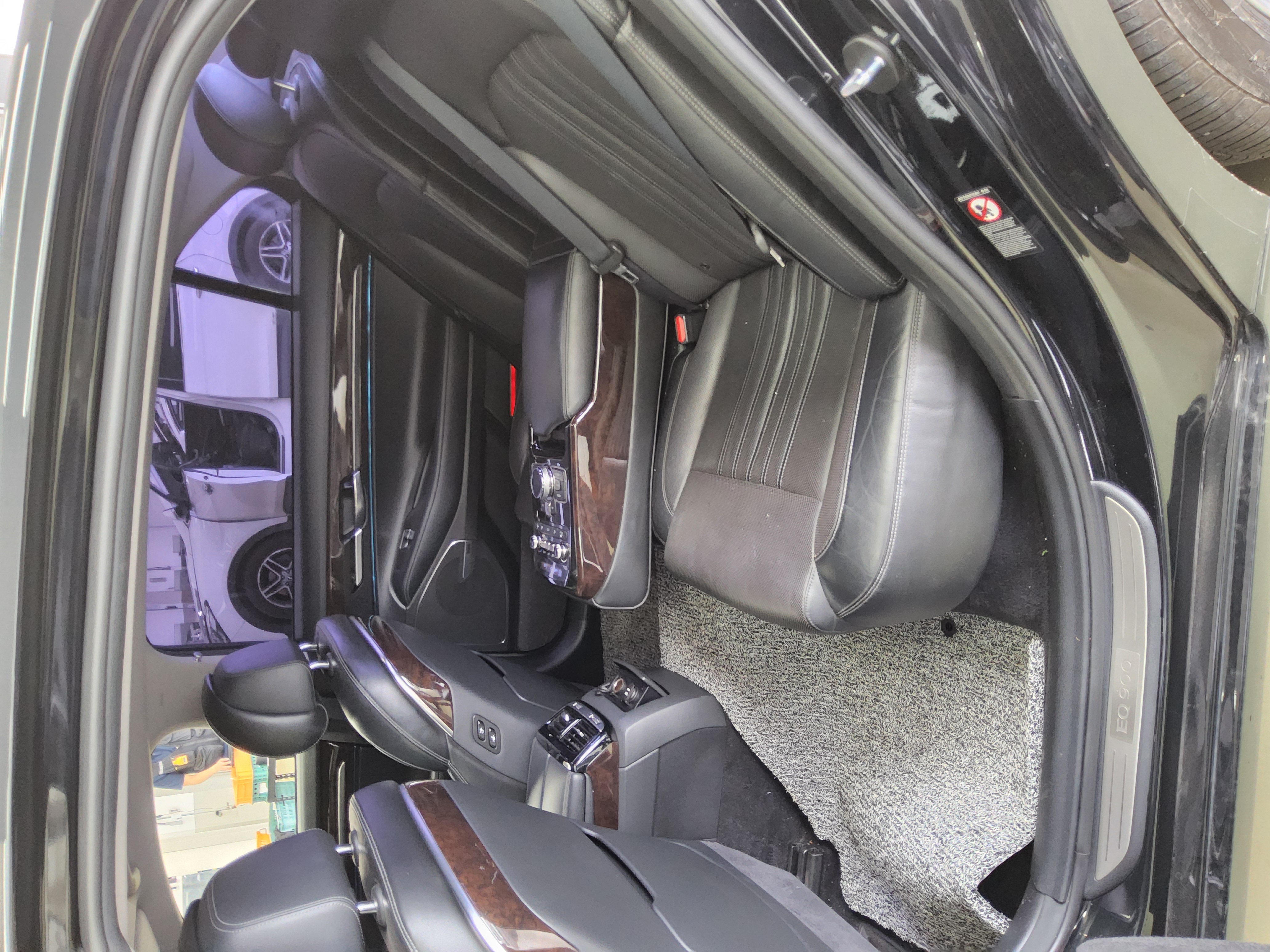 Hyundai Genesis EQ900 2017 - Image 11
