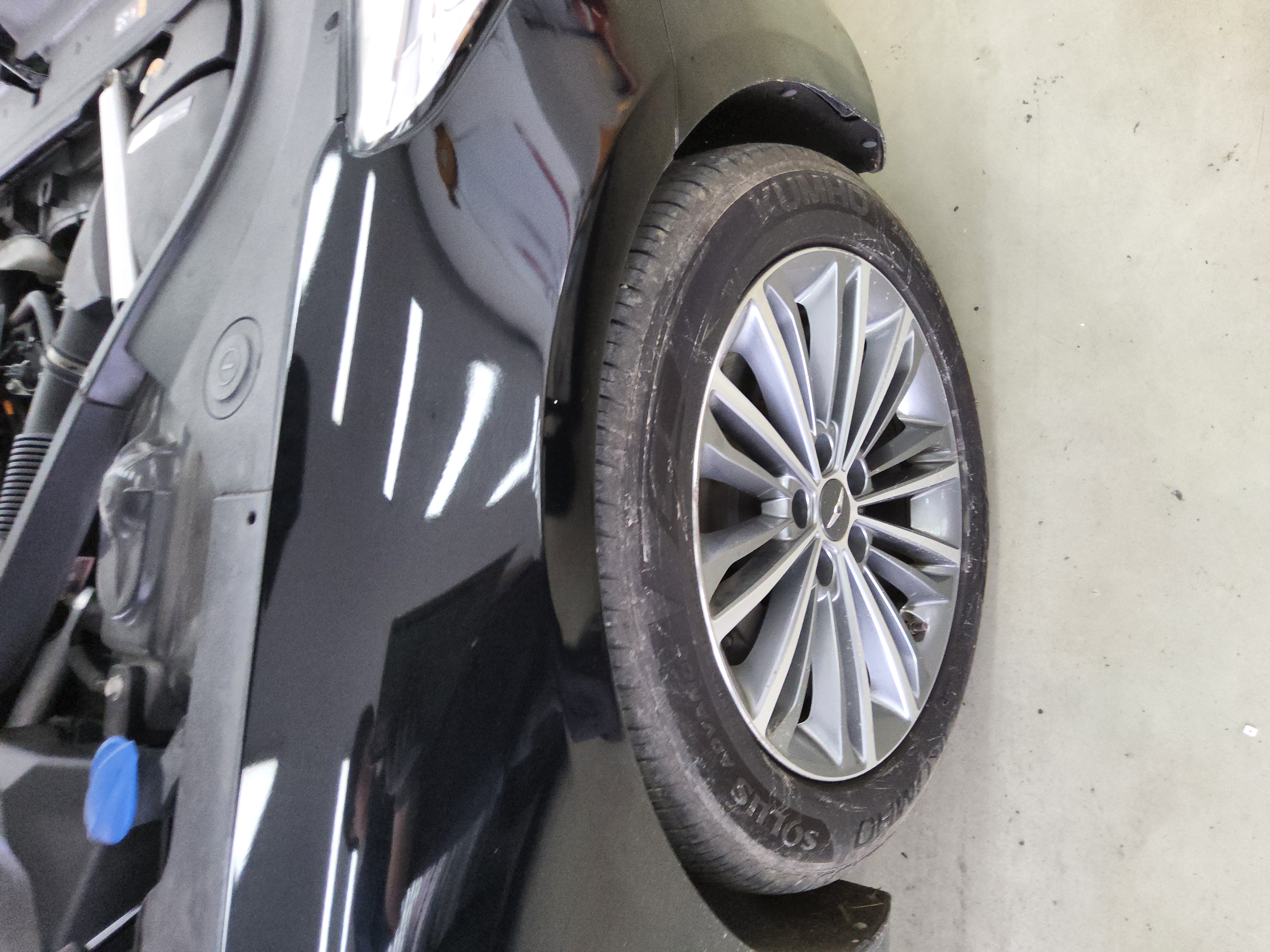 Hyundai Genesis EQ900 2017 - Image 20