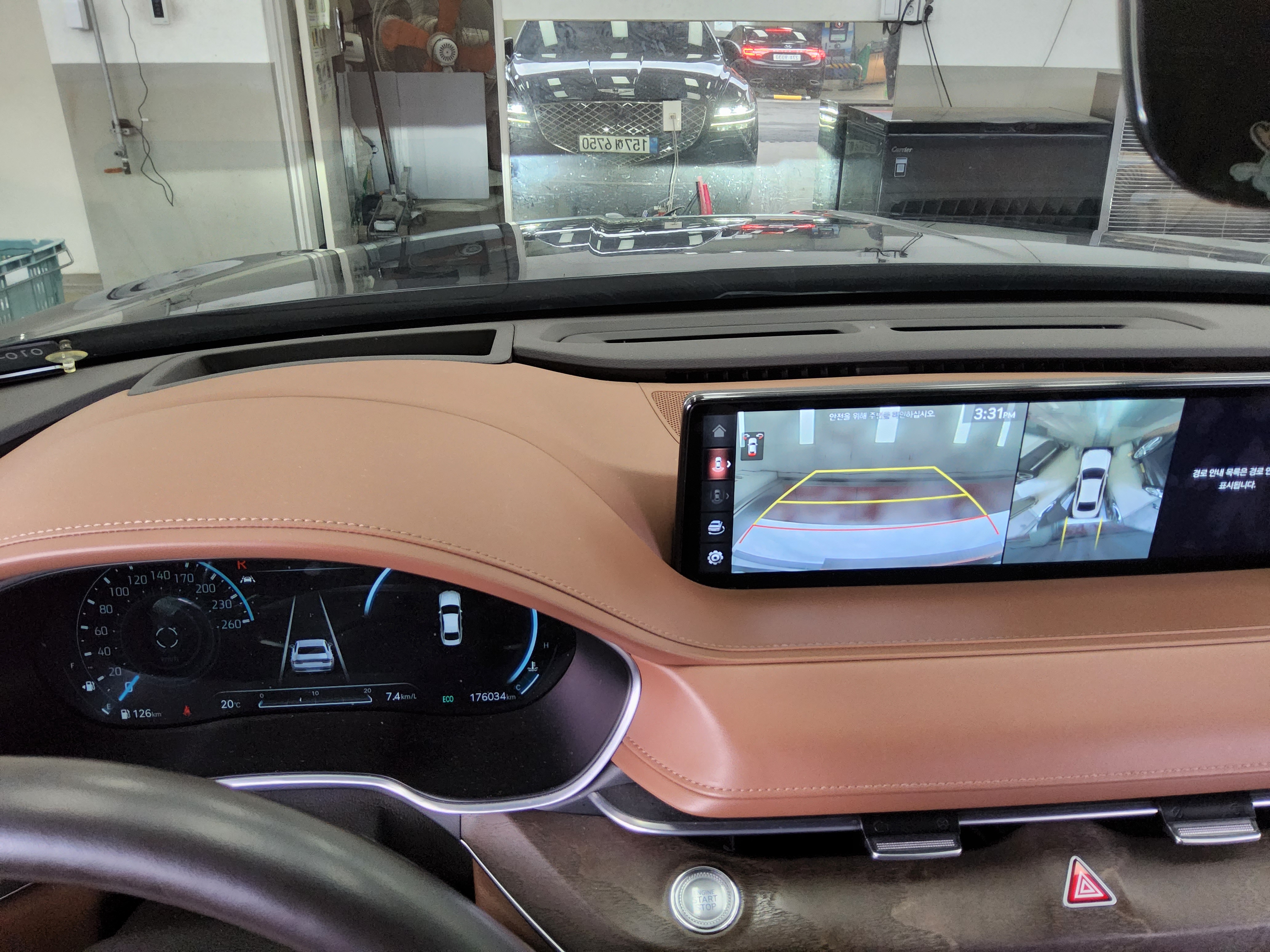 Hyundai Genesis 2021 - Image 17