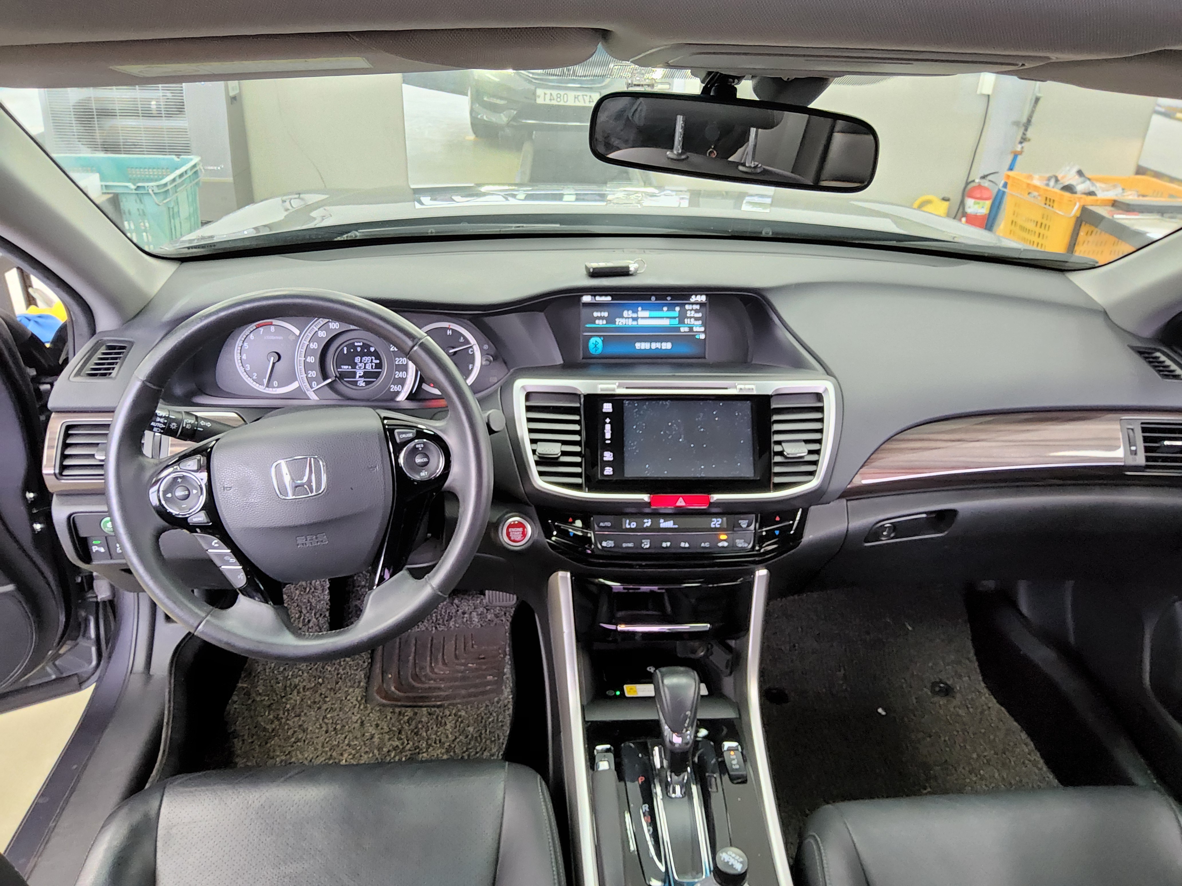 Honda Accord - 10