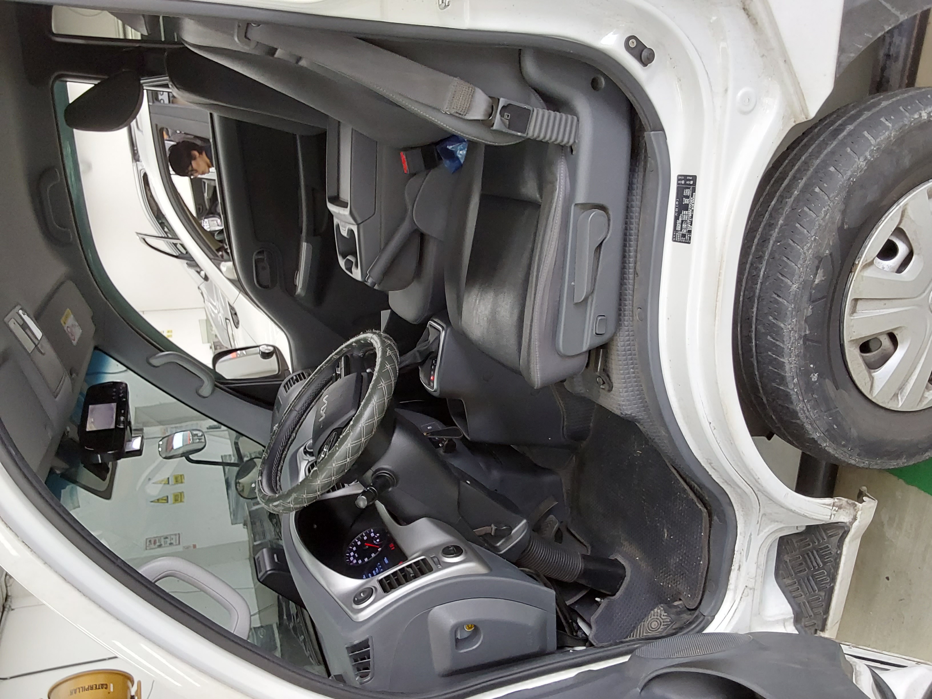 Chrysler Cargo 2024 - Image 9