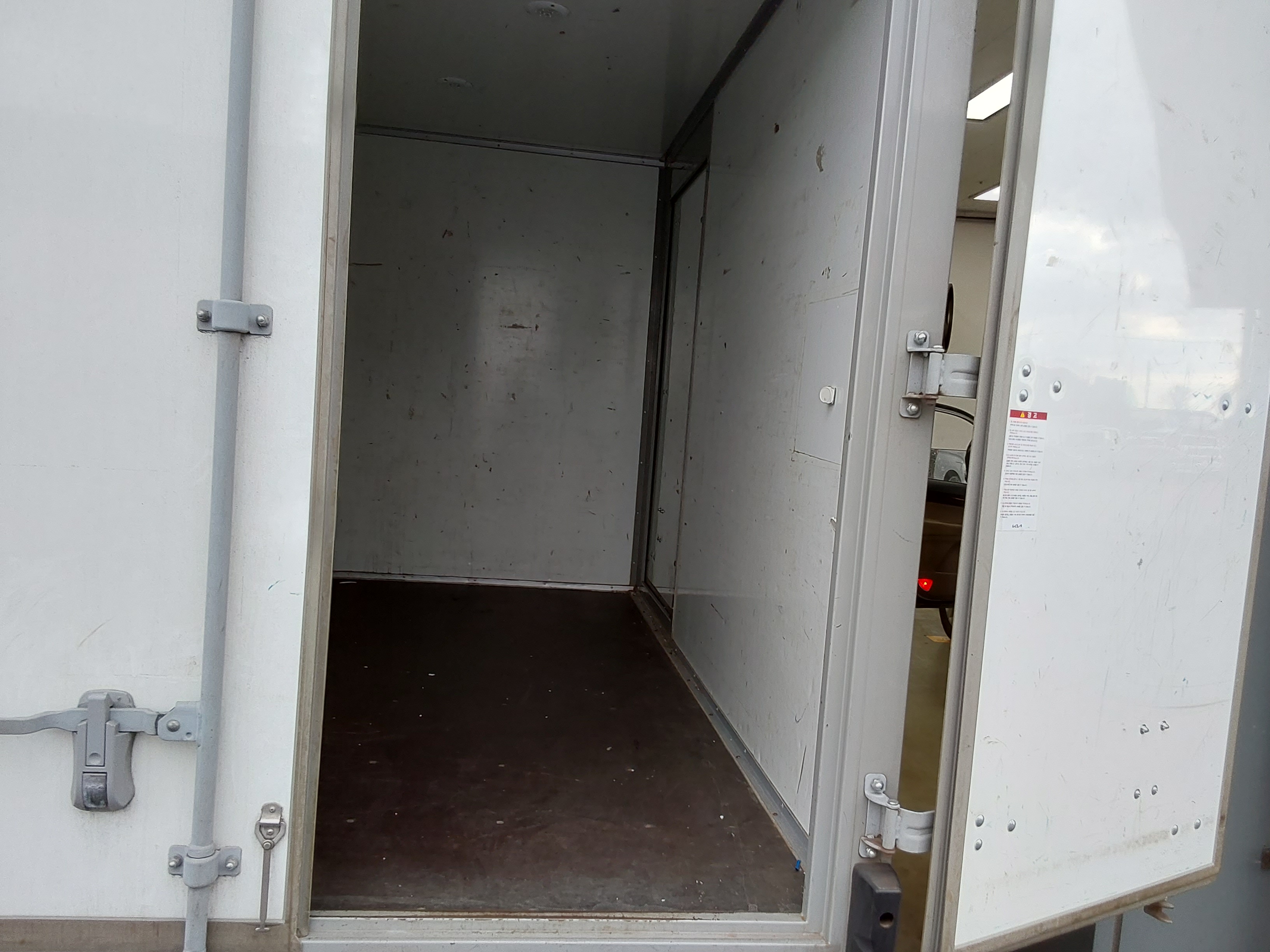 Chrysler Cargo 2024 - Image 12