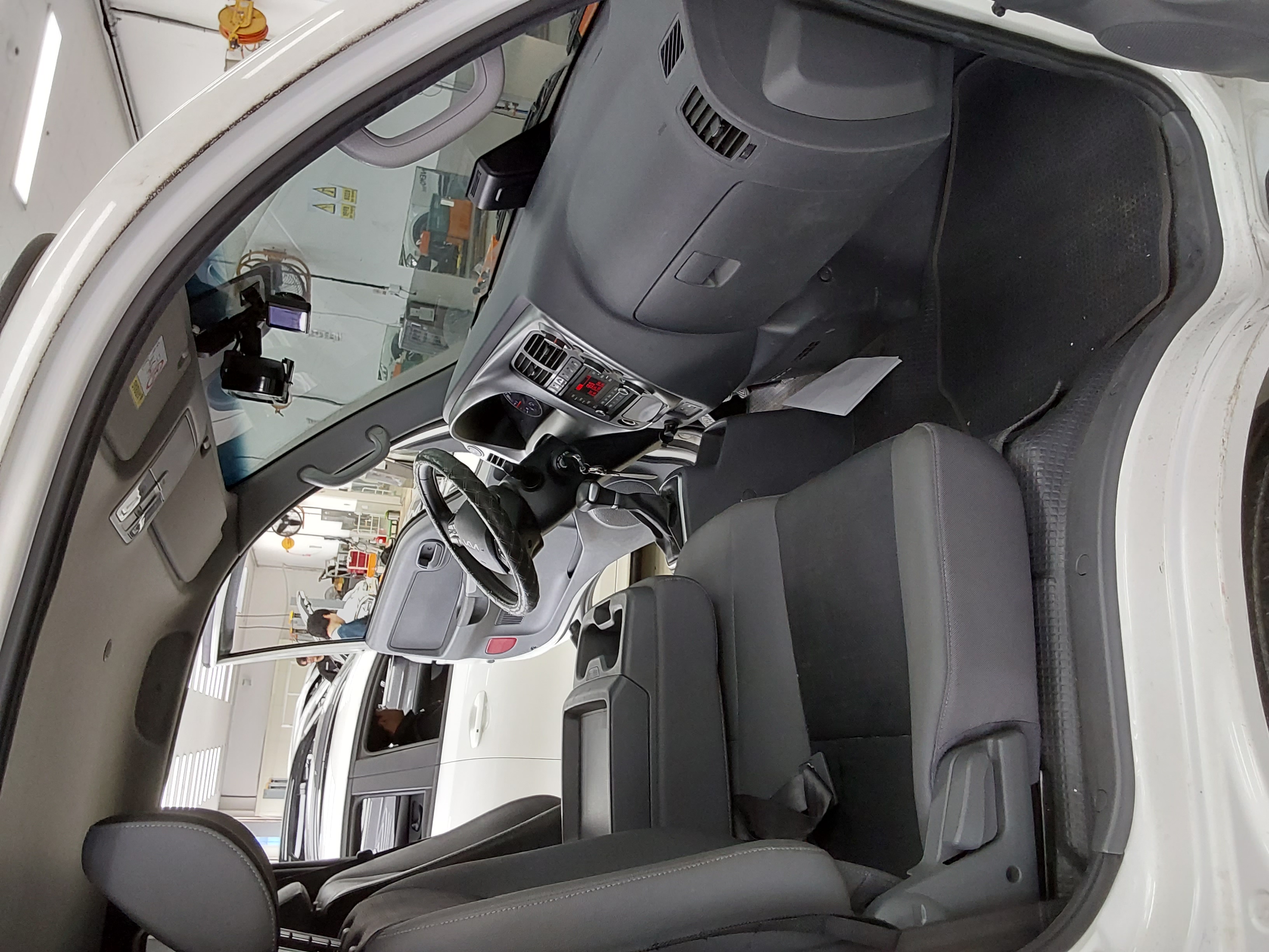 Chrysler Cargo 2024 - Image 11