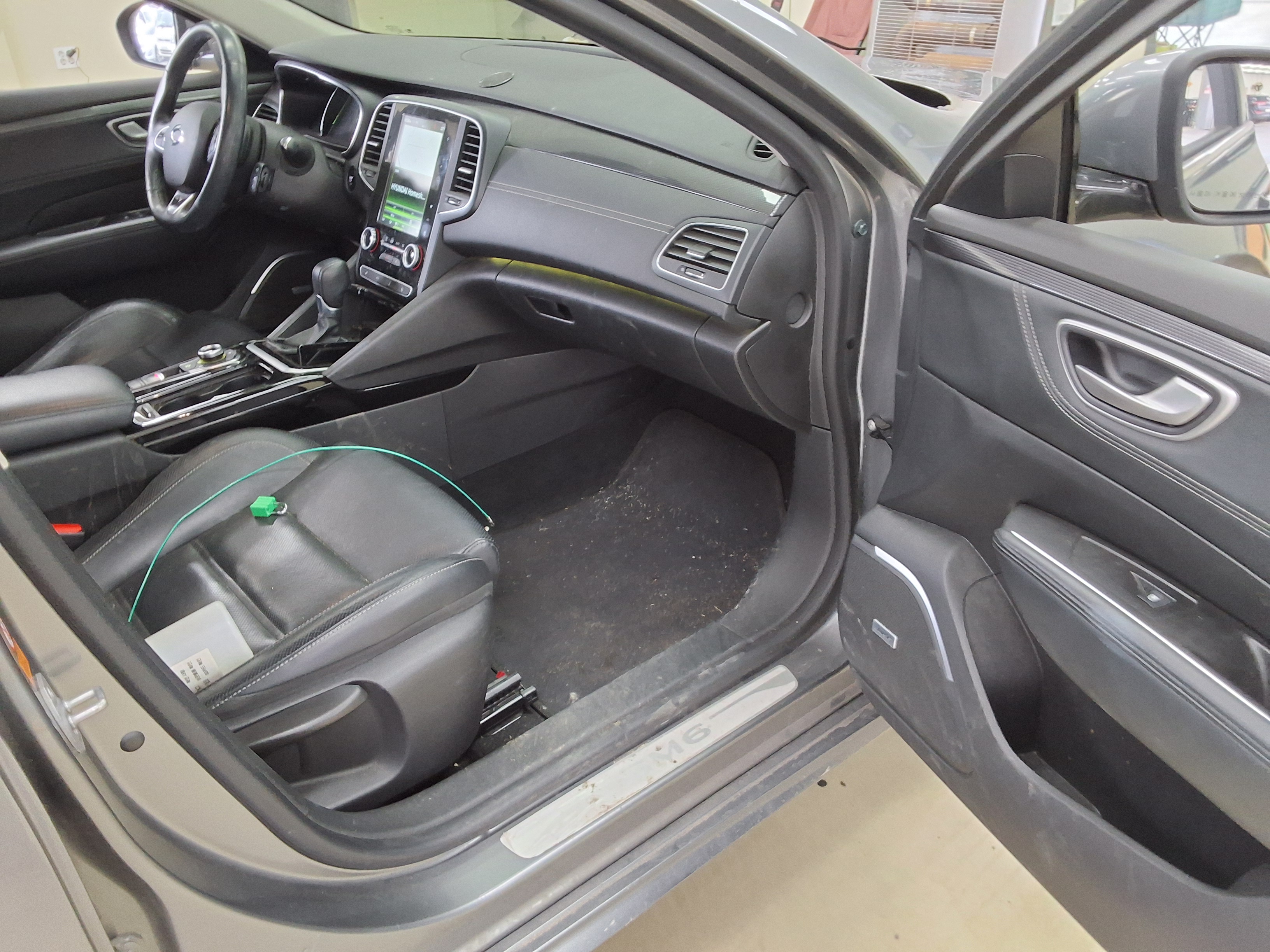 Renault Samsung SM6 2017 - Image 13