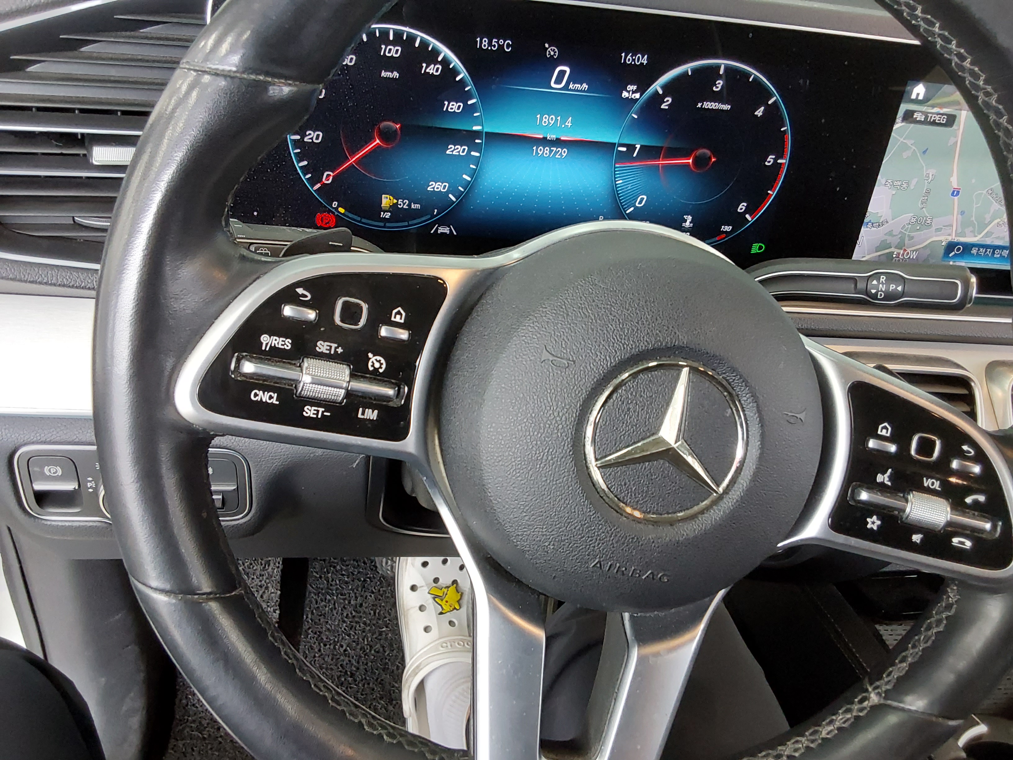 Mercedes-Benz GLE-Class 2019 - Image 17