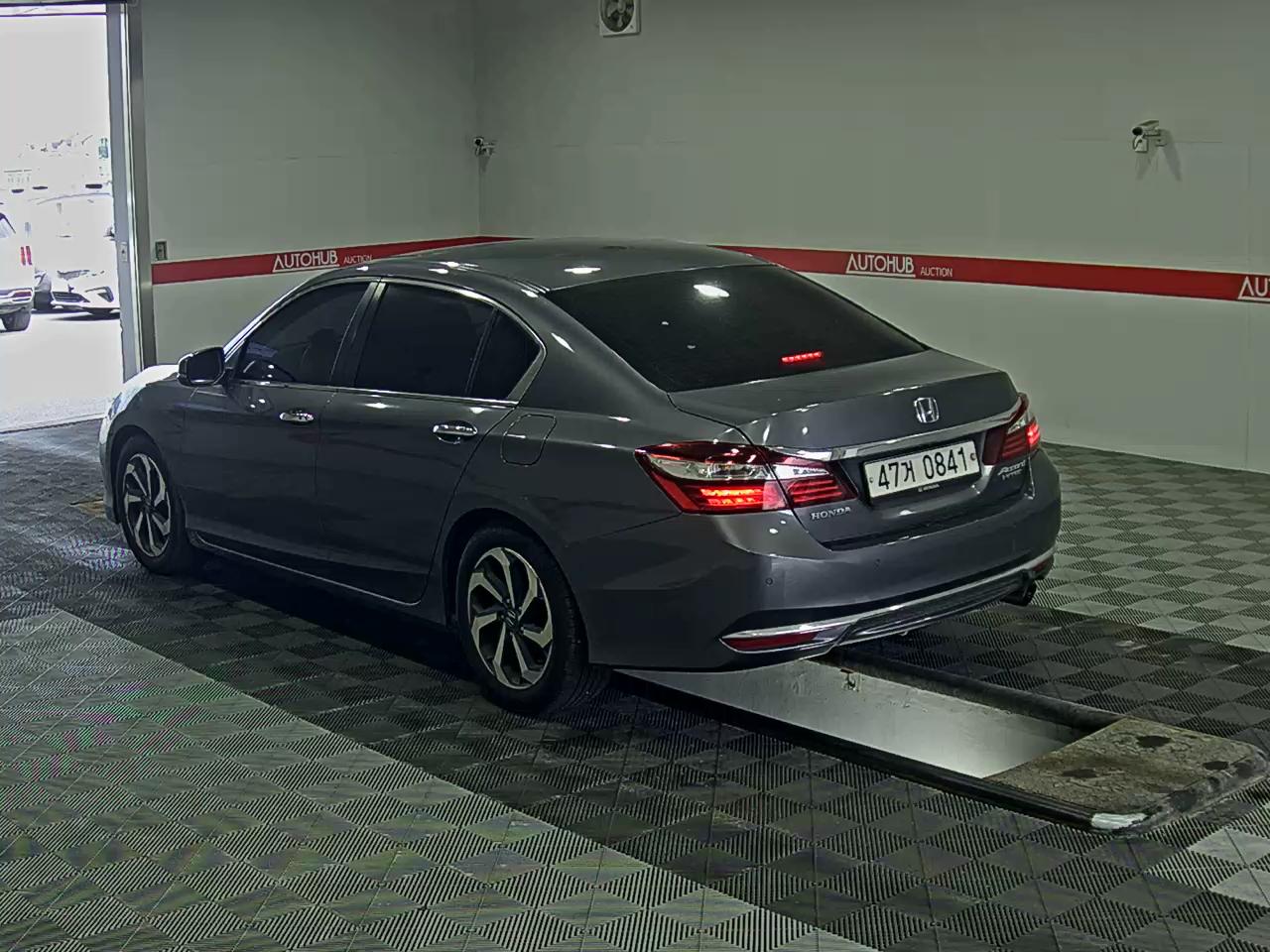 Honda Accord - 5