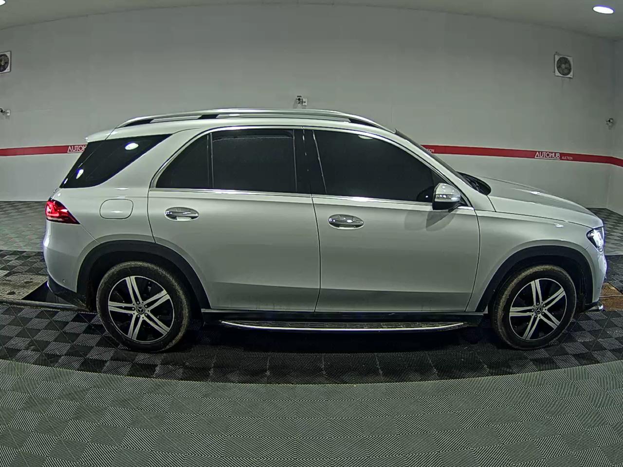 Mercedes-Benz GLE-Class 2019 - Image 3