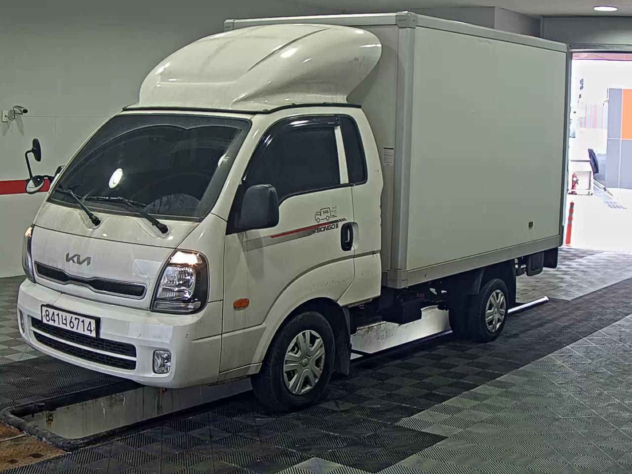 Chrysler Cargo