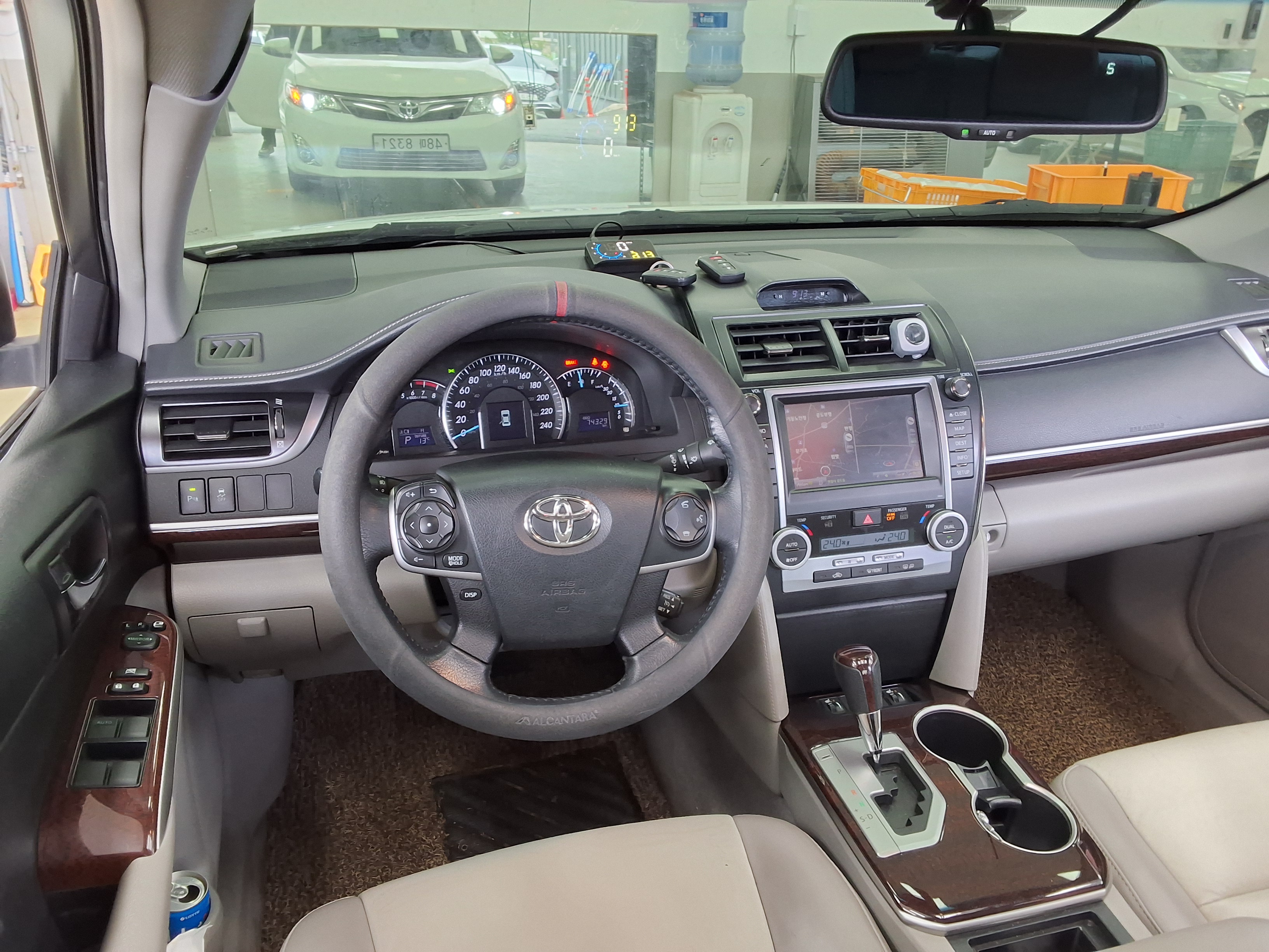 Toyota Camry - 10