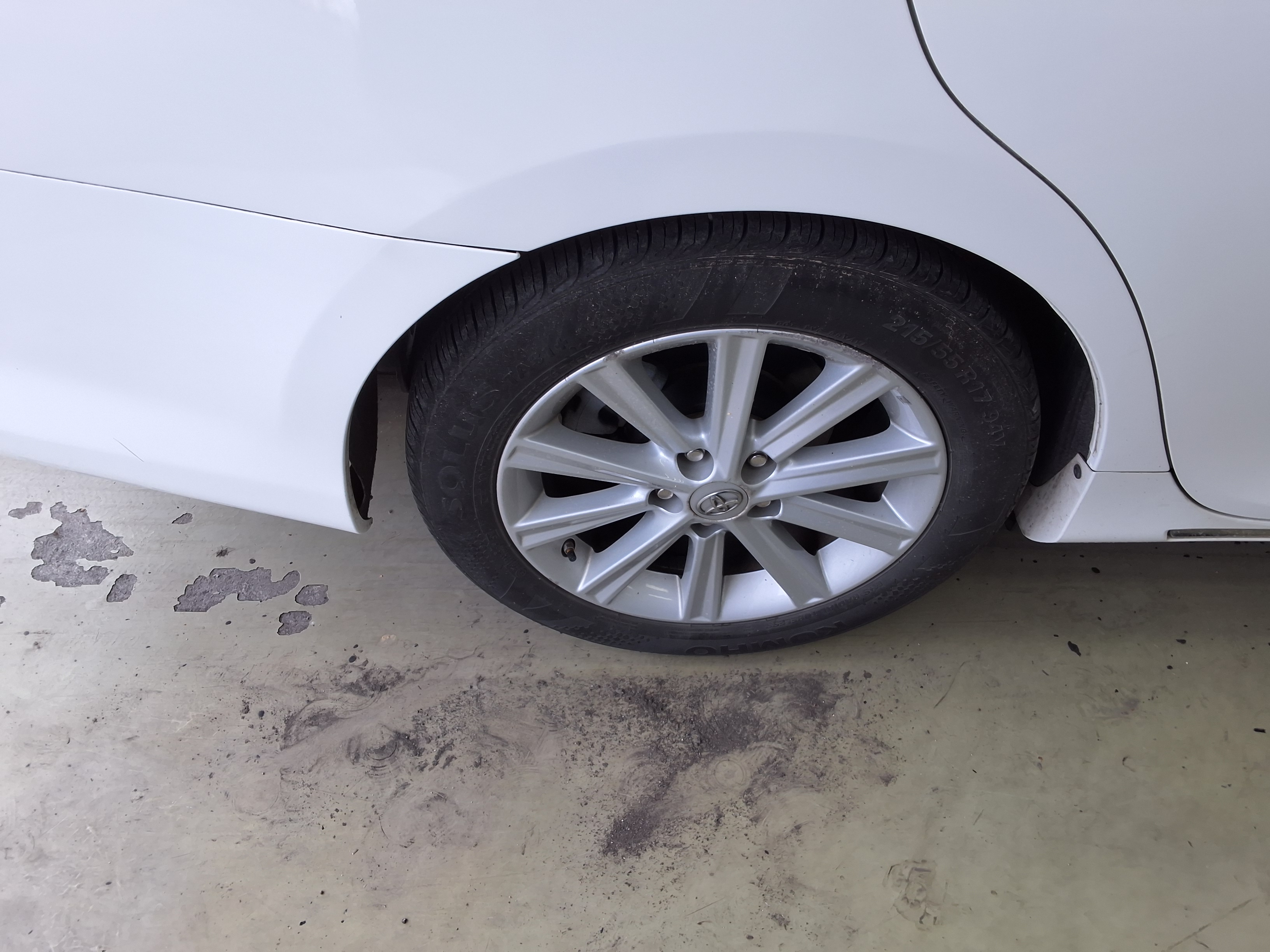 Toyota Camry - 20