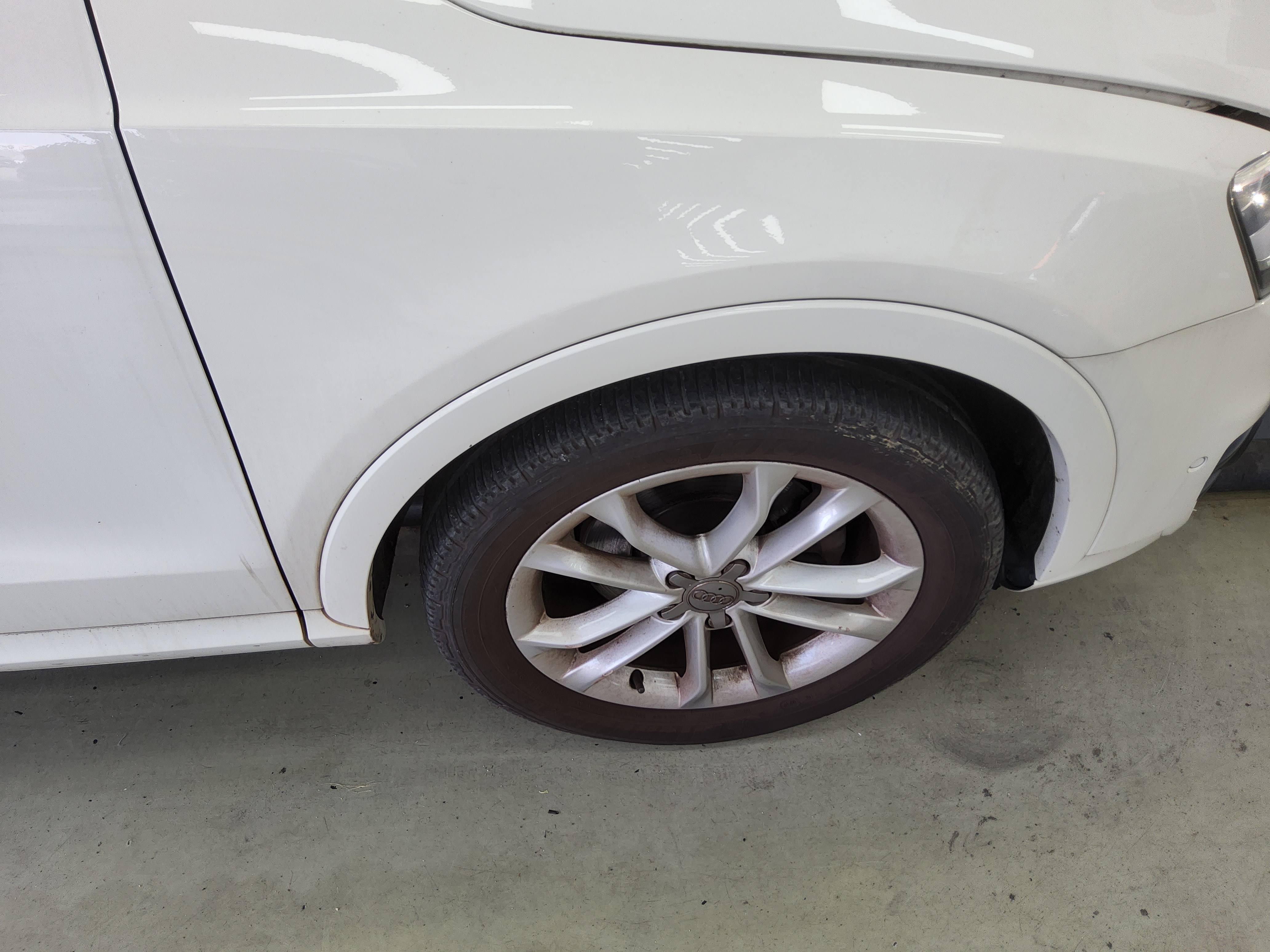 아우디 Q3 - 20