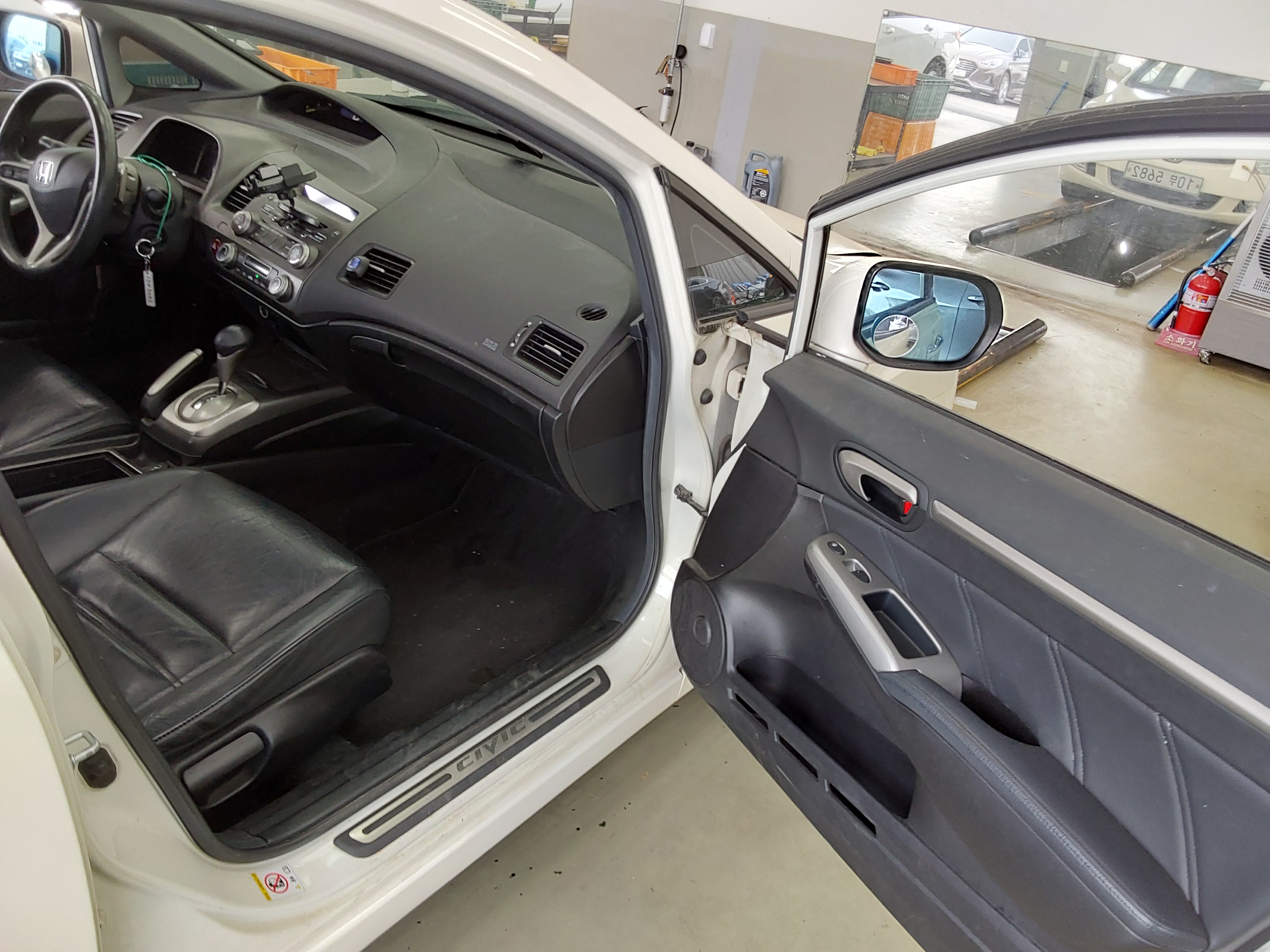 Honda Civic 2007 - Image 13