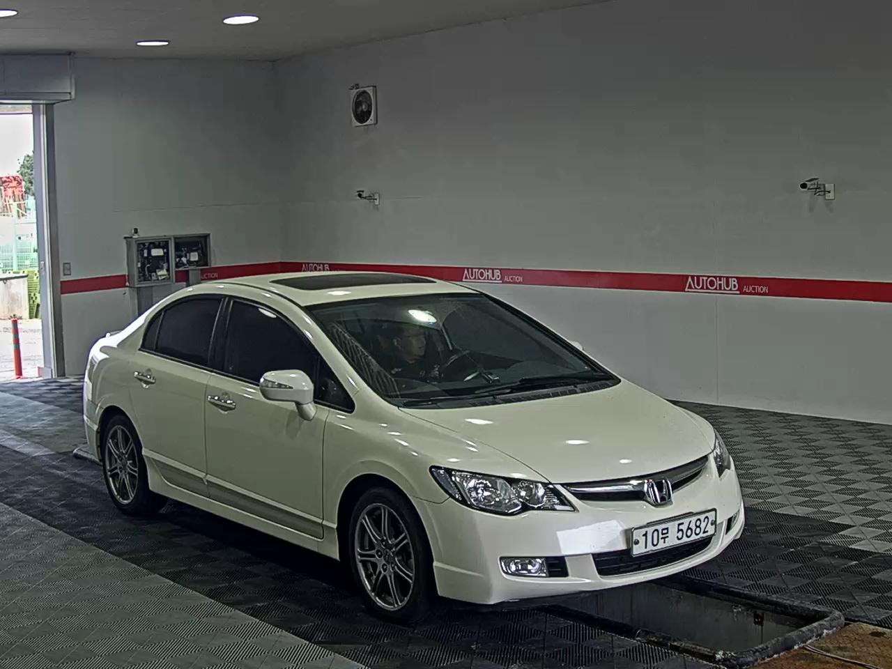 Honda Civic 2007 - Image 2