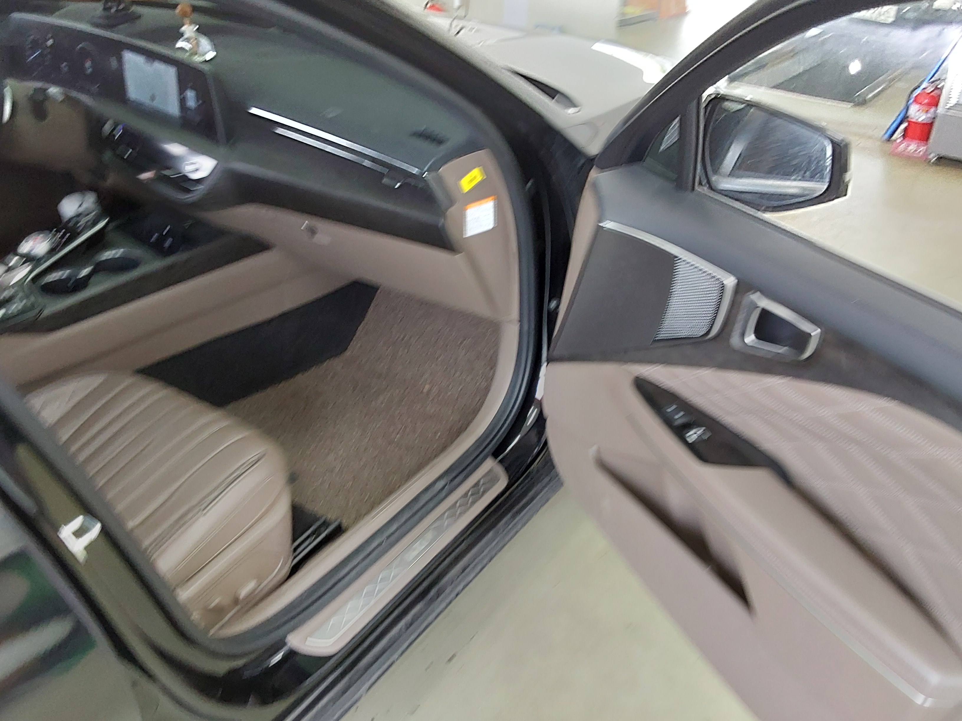 Kia K8 - 13