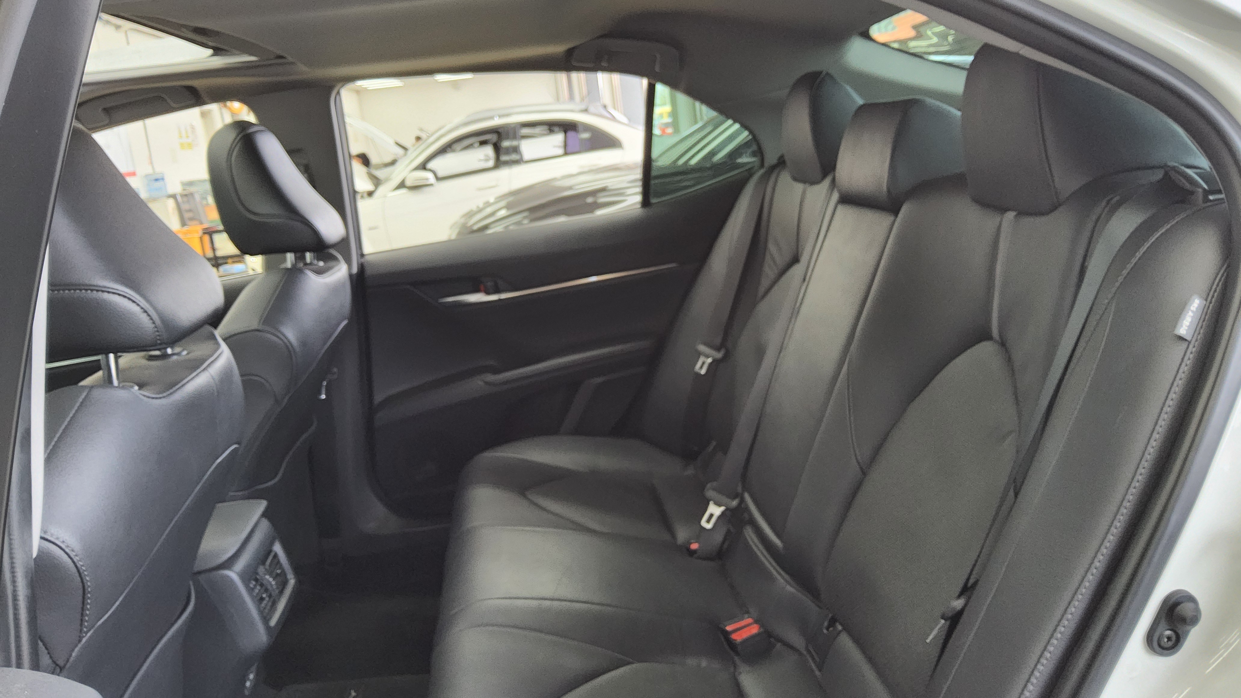 Toyota Camry - 11