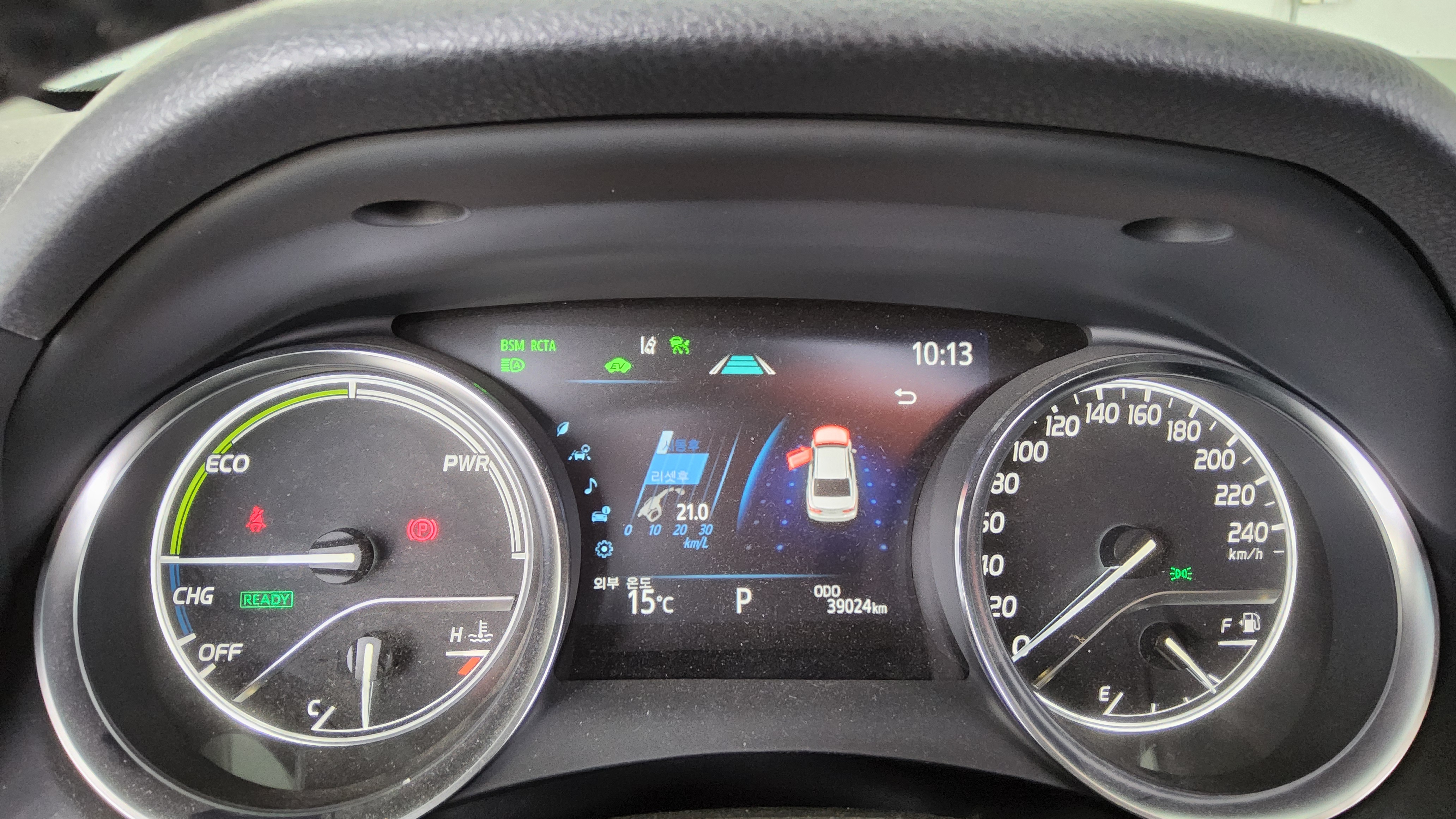 Toyota Camry - 8