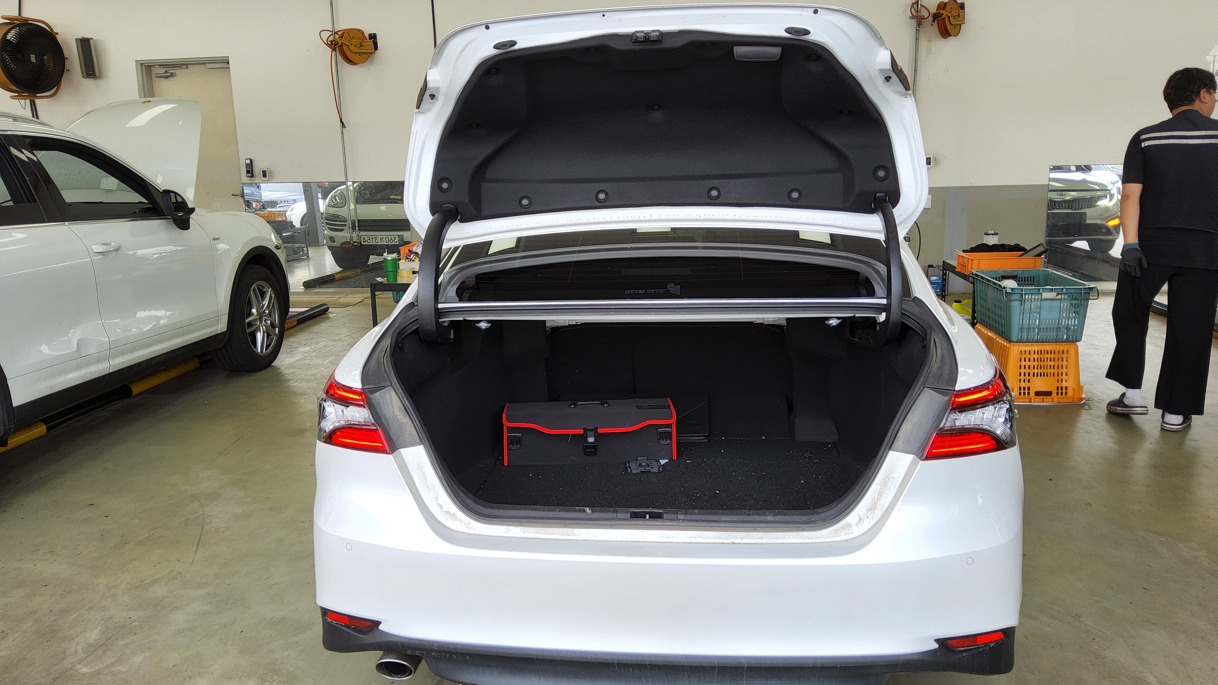 Toyota Camry - 14