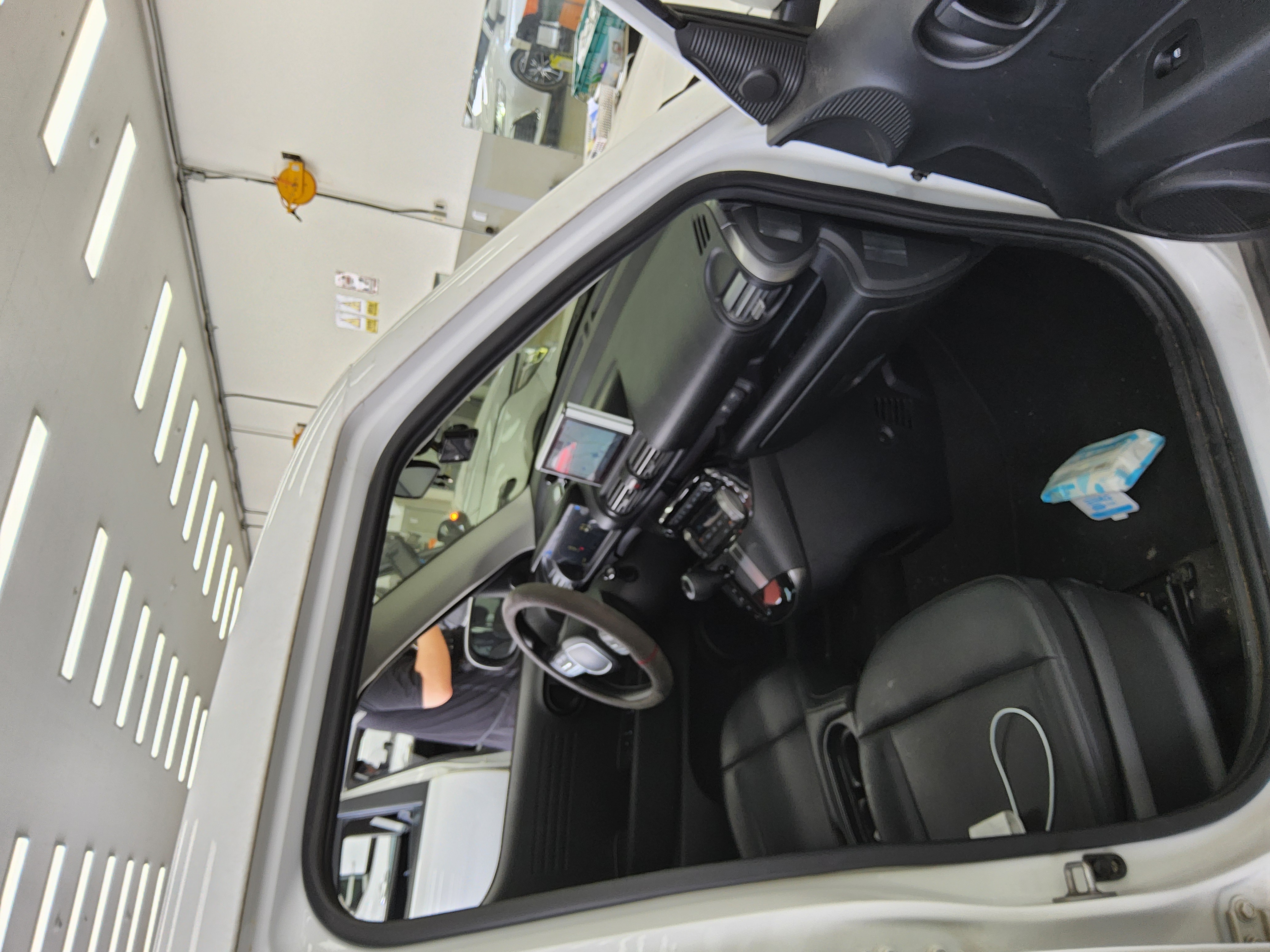Hyundai Casper 2023 - Image 13