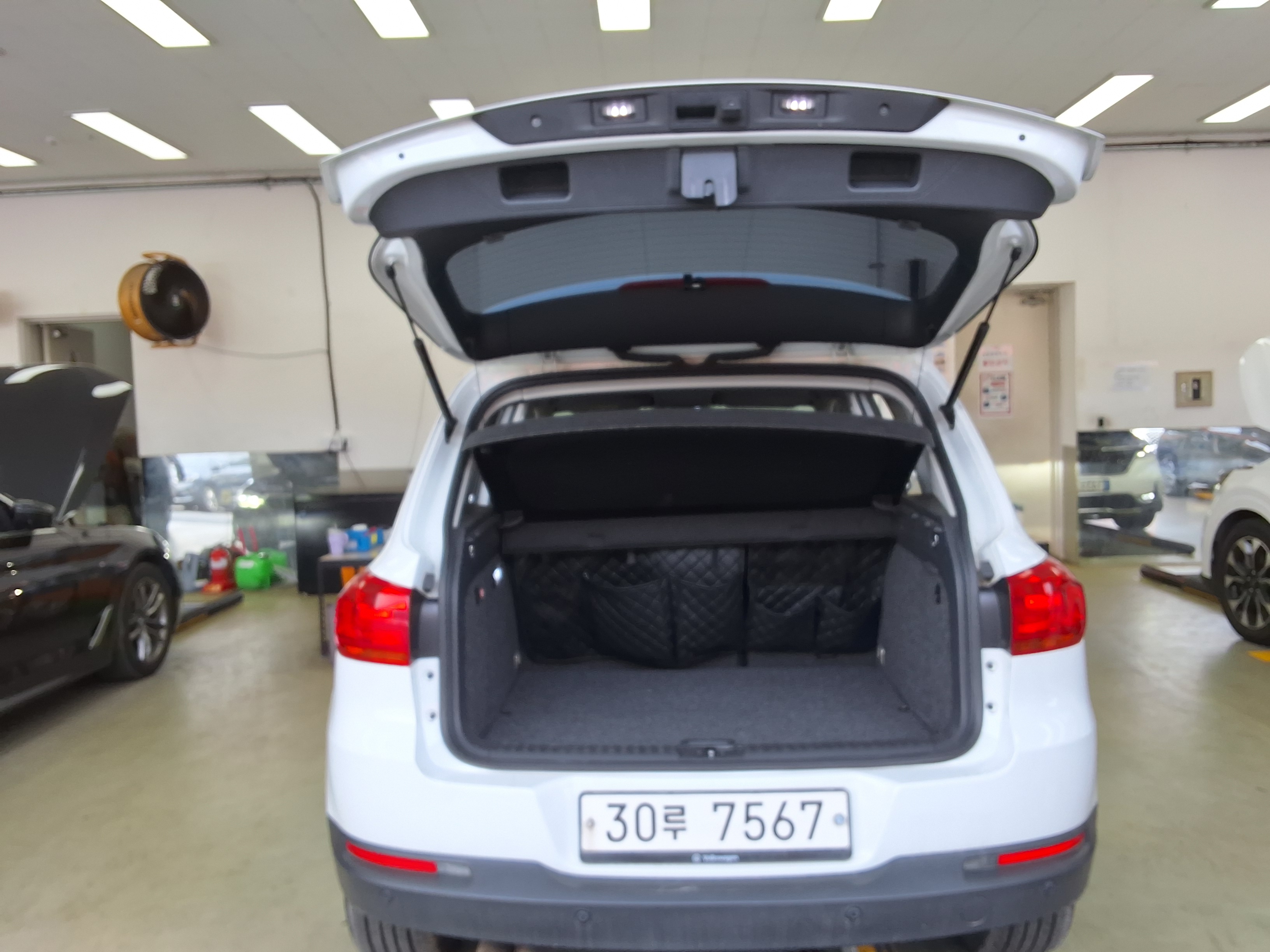 Volkswagen Tiguan 2015 - Image 14