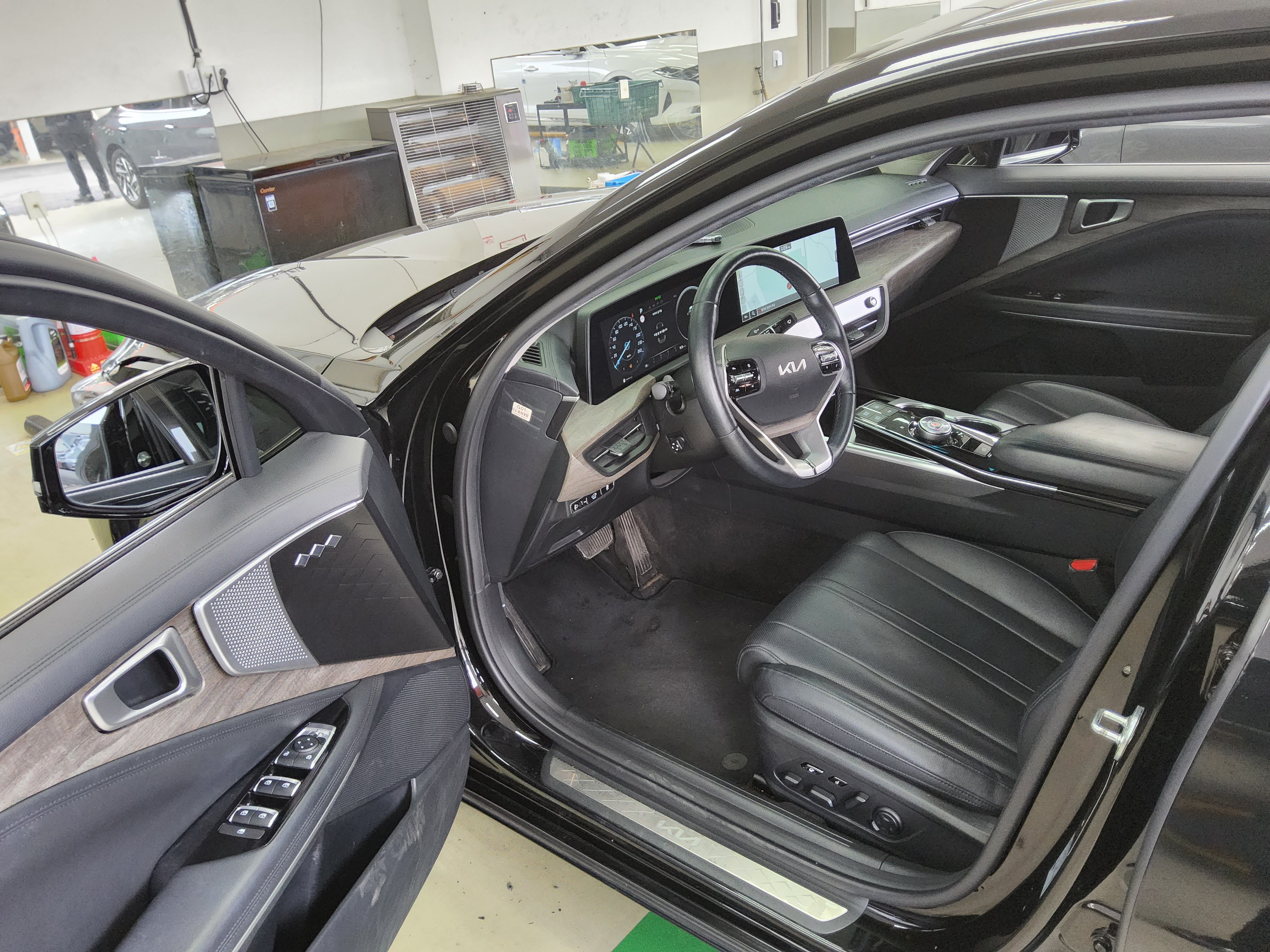 Kia K8 2023 - Image 9