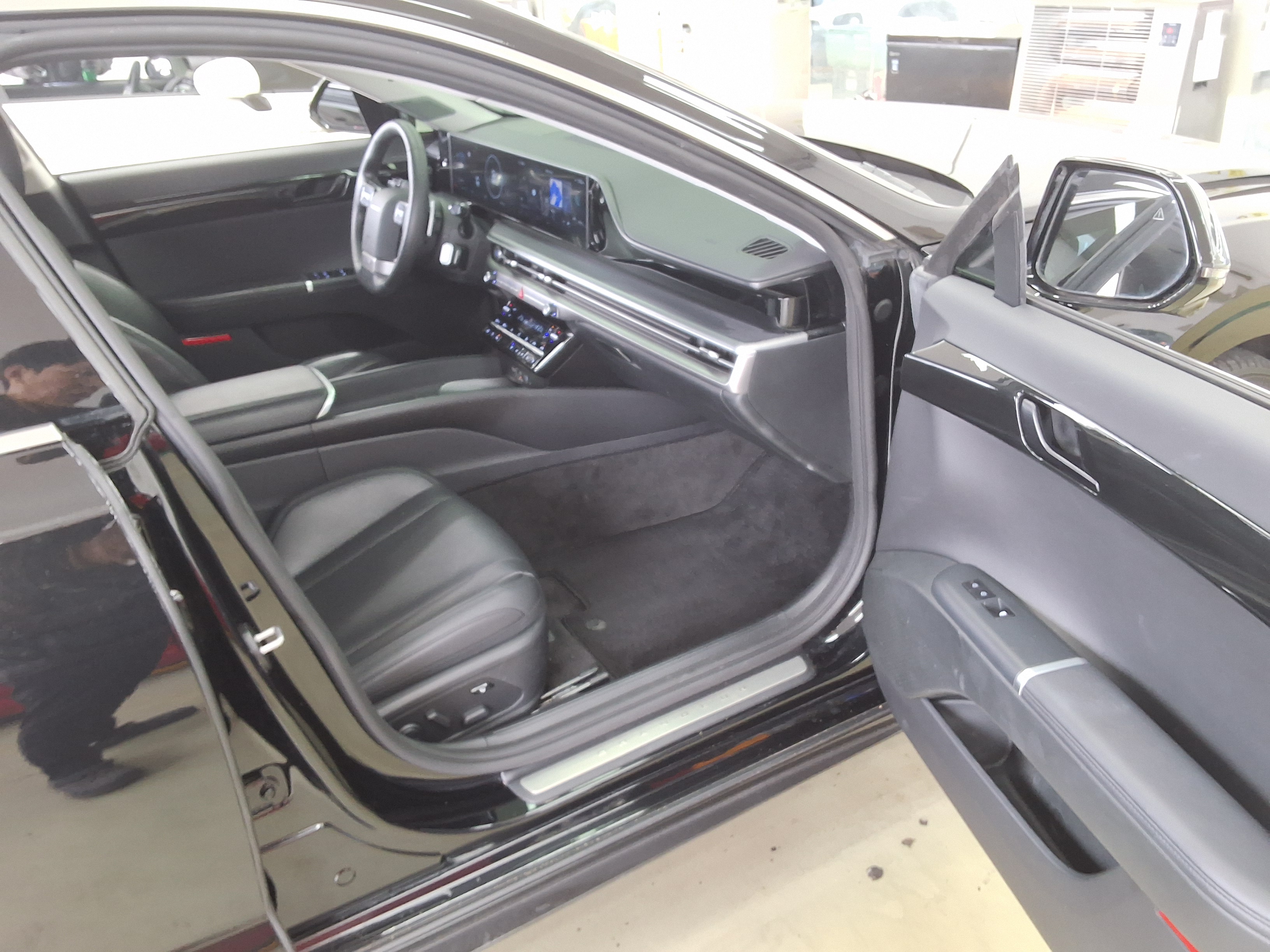 Hyundai Grandeur 2023 - Image 13