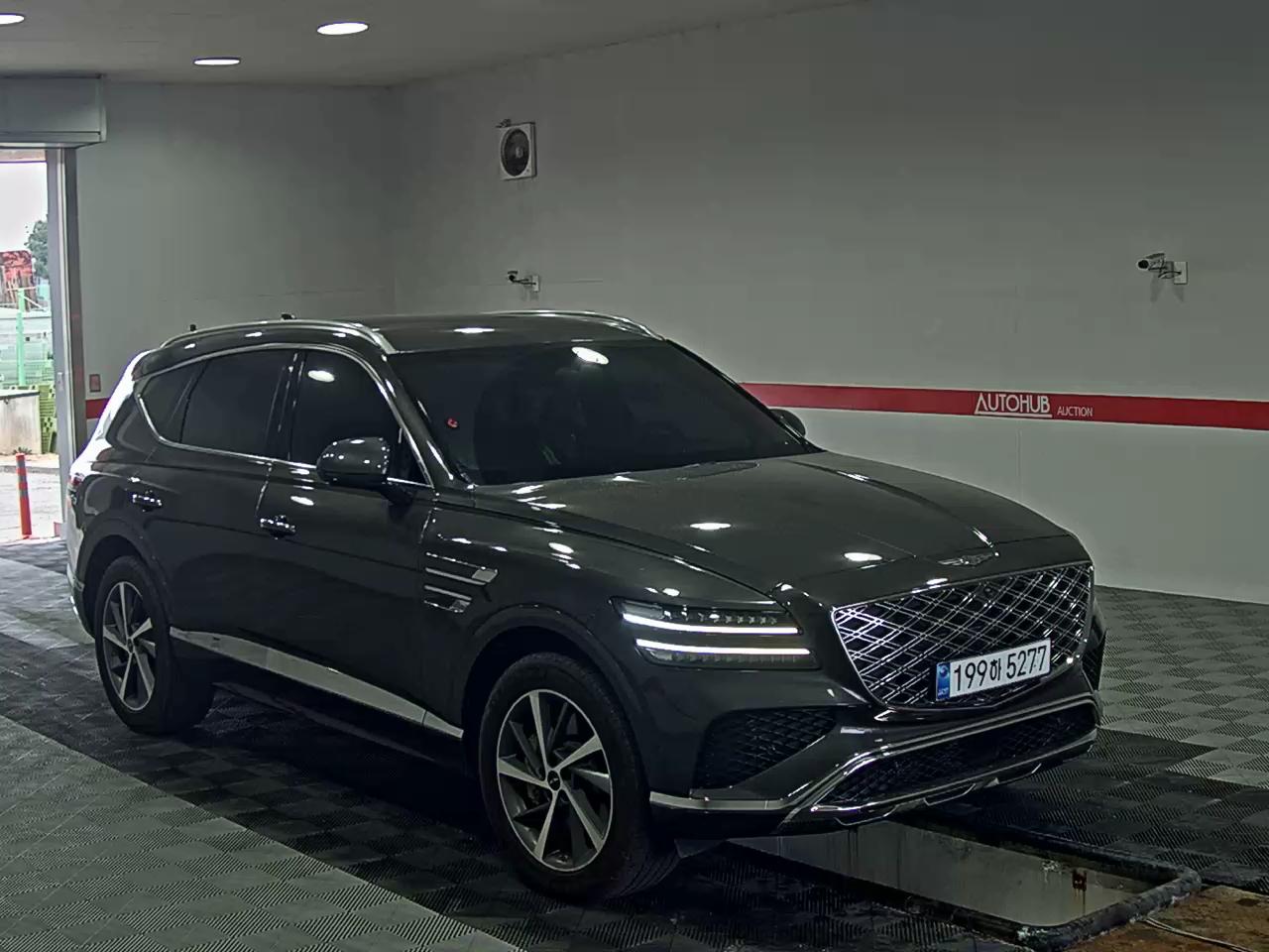 Hyundai Genesis 2024 - Image 2
