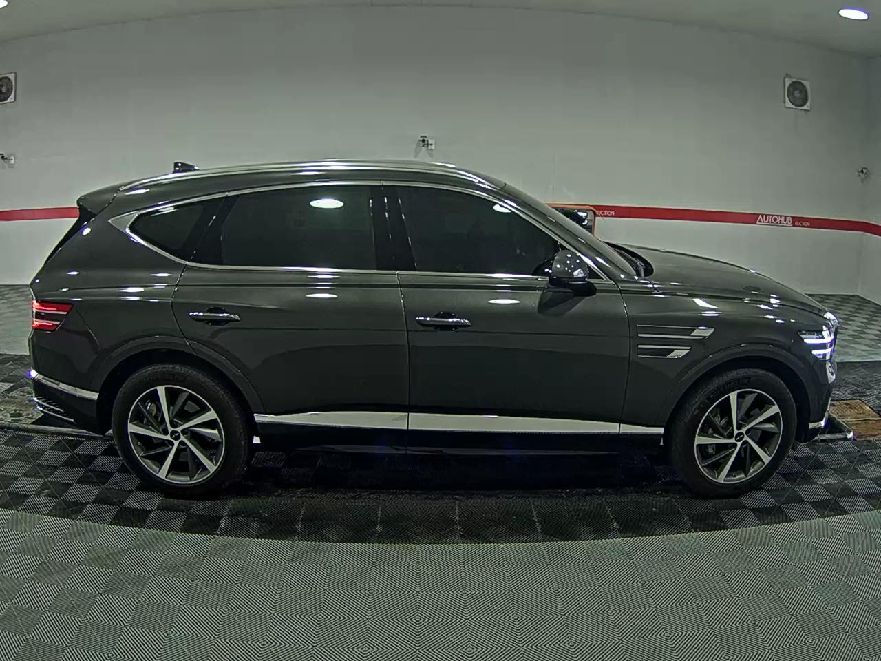 Hyundai Genesis 2024 - Image 3