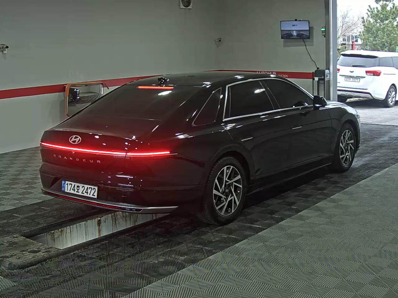 Hyundai Grandeur 2023 - Image 4