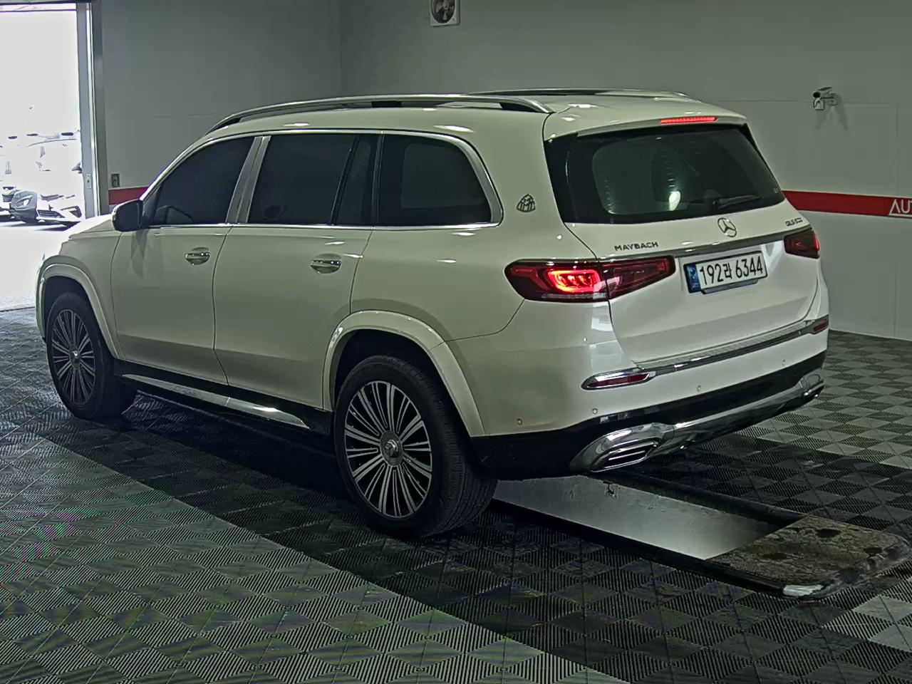 مرسيدس بنز مايباخ 2023 - صورة 5