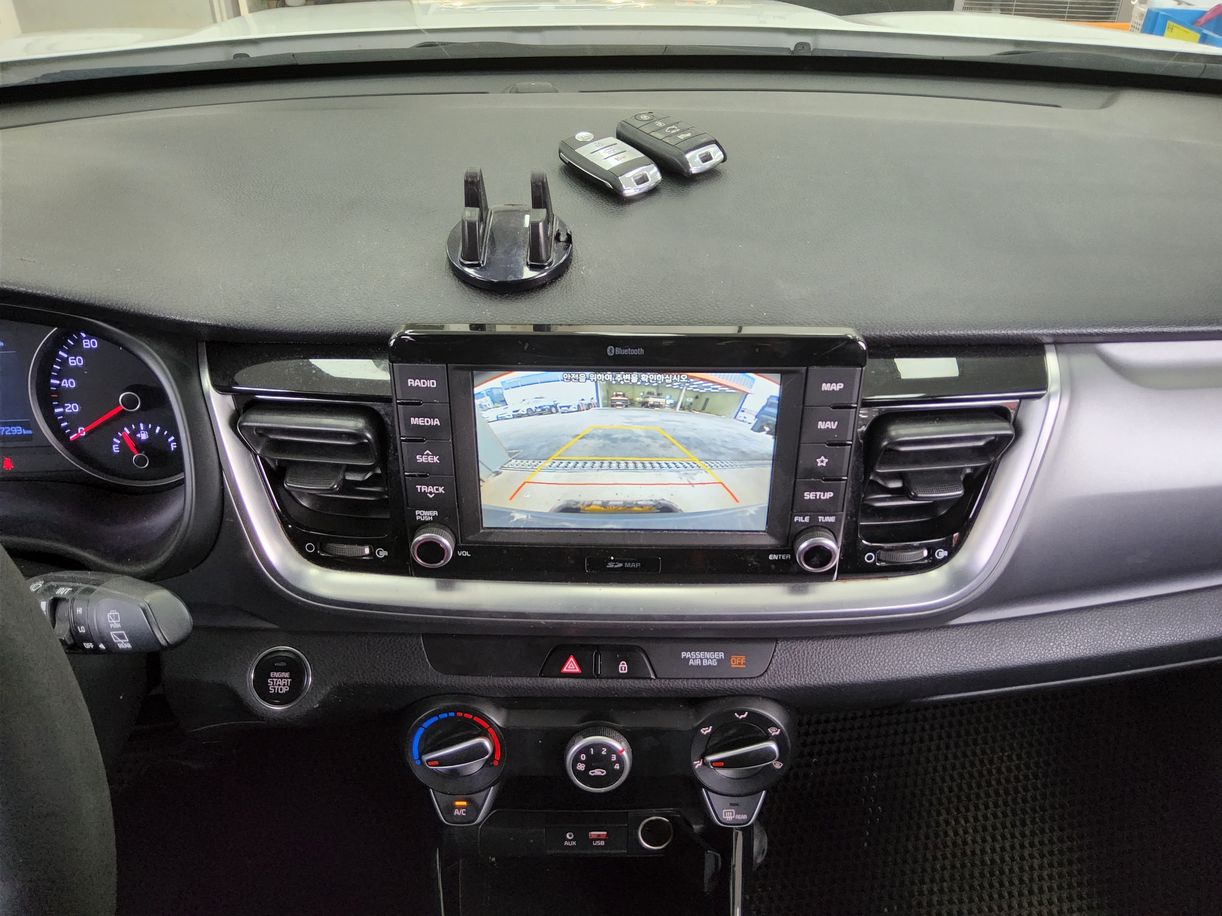 Kia Stonic 2018 - Image 16