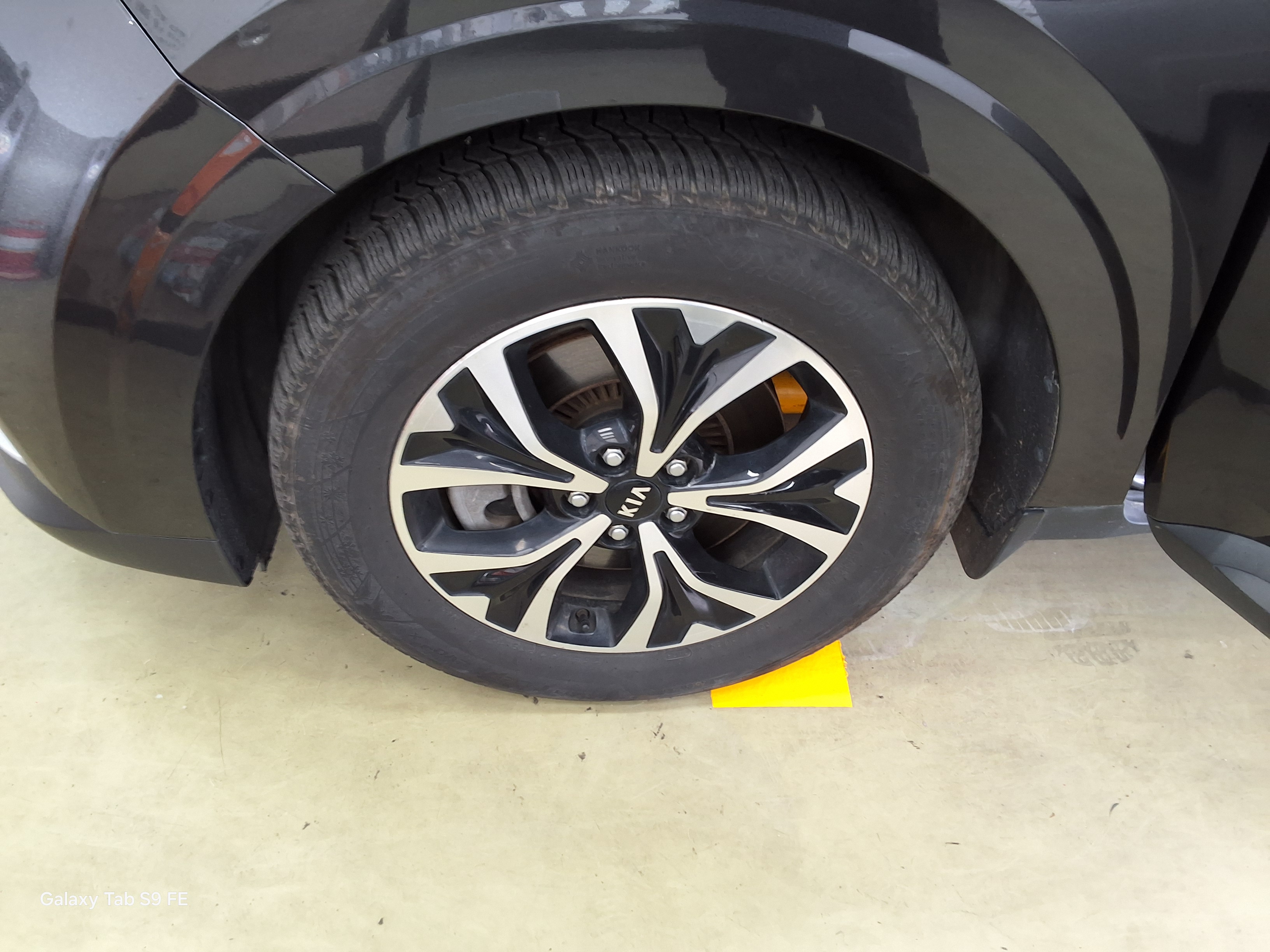 Kia SEDONA 2021 - Image 21