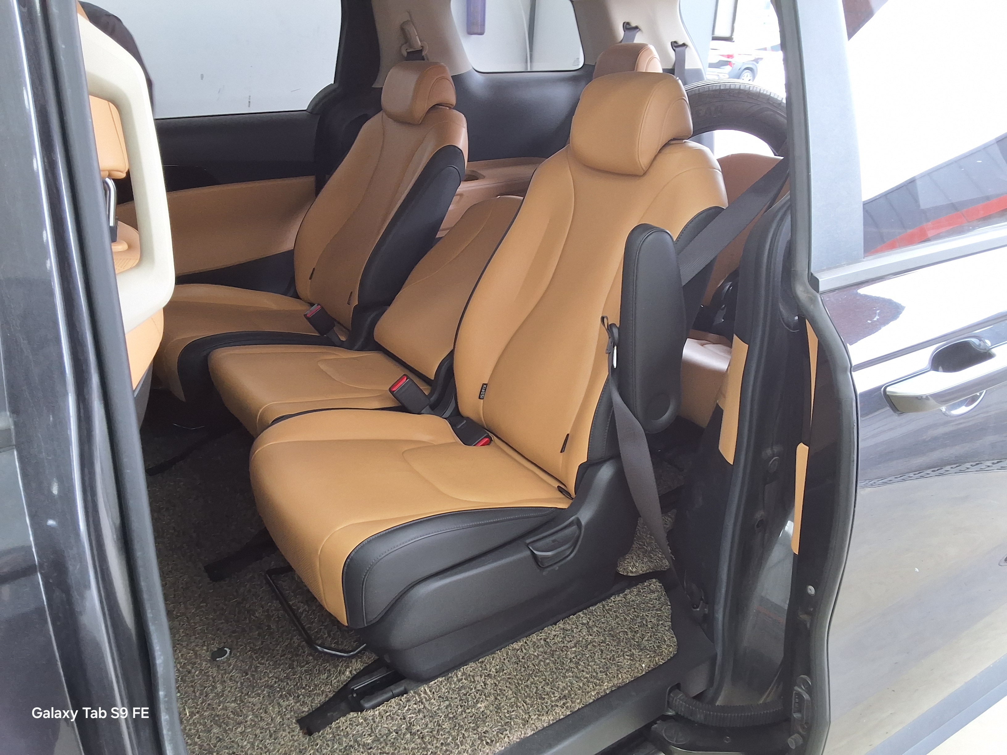 Kia SEDONA 2021 - Image 11