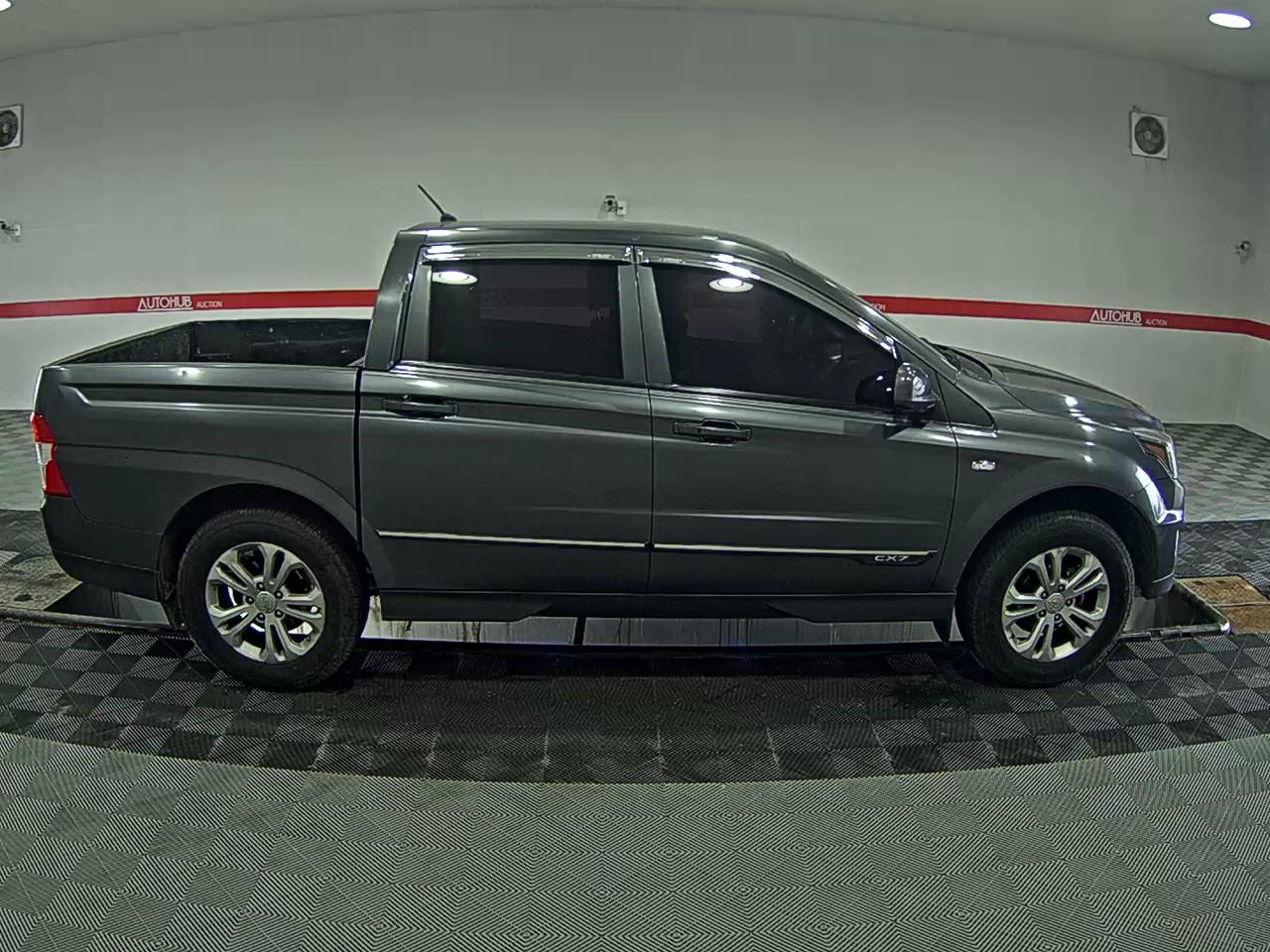 KG Mobility Other 2017 - Image 3
