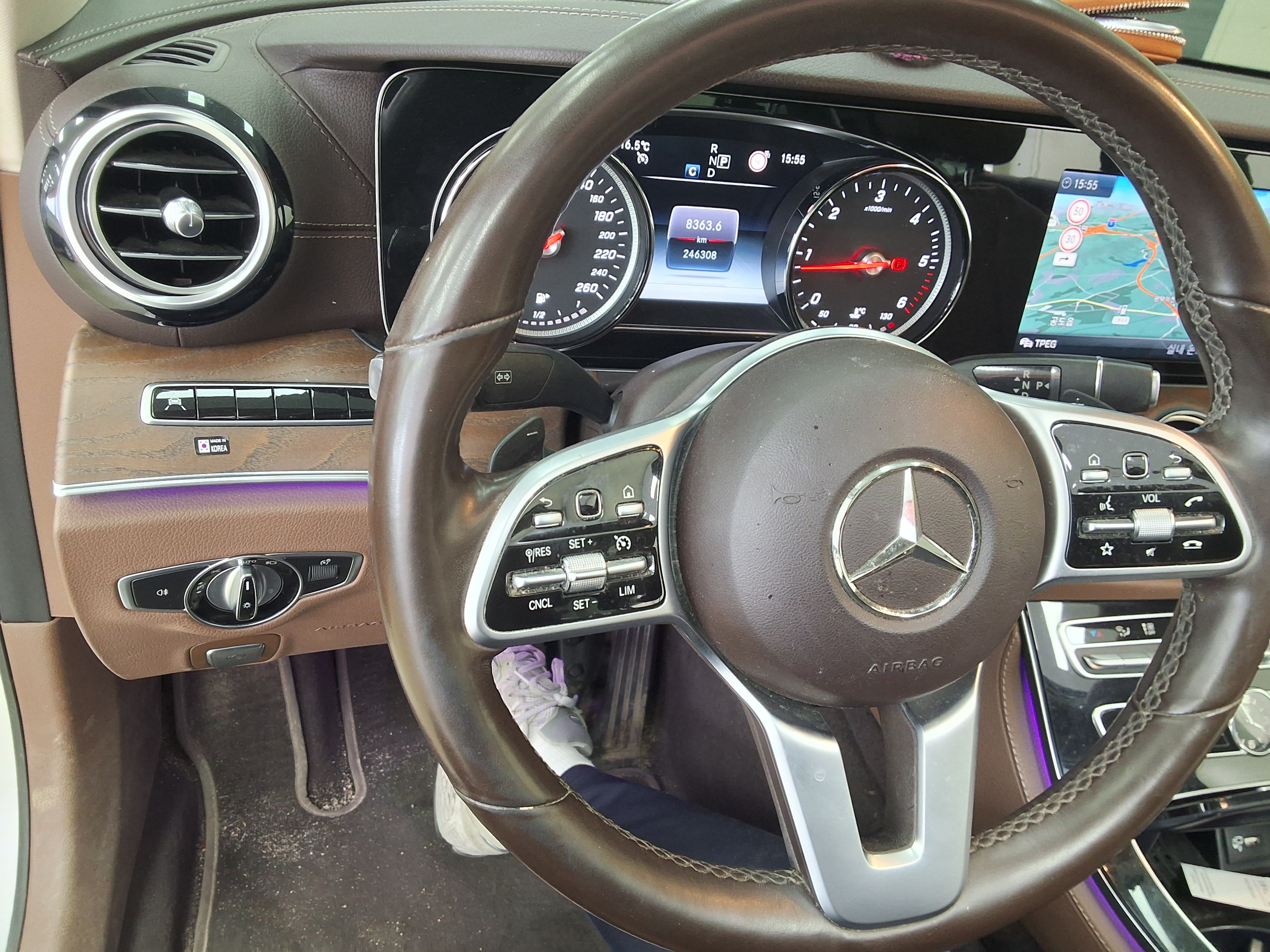 Mercedes-Benz E-Class 2019 - Image 16